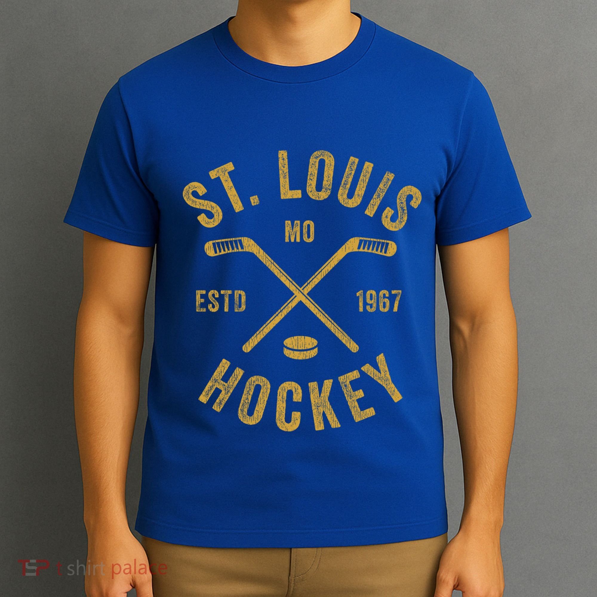 St Louis Ice Hockey Gift Crossed Sticks Gift T-Shirt