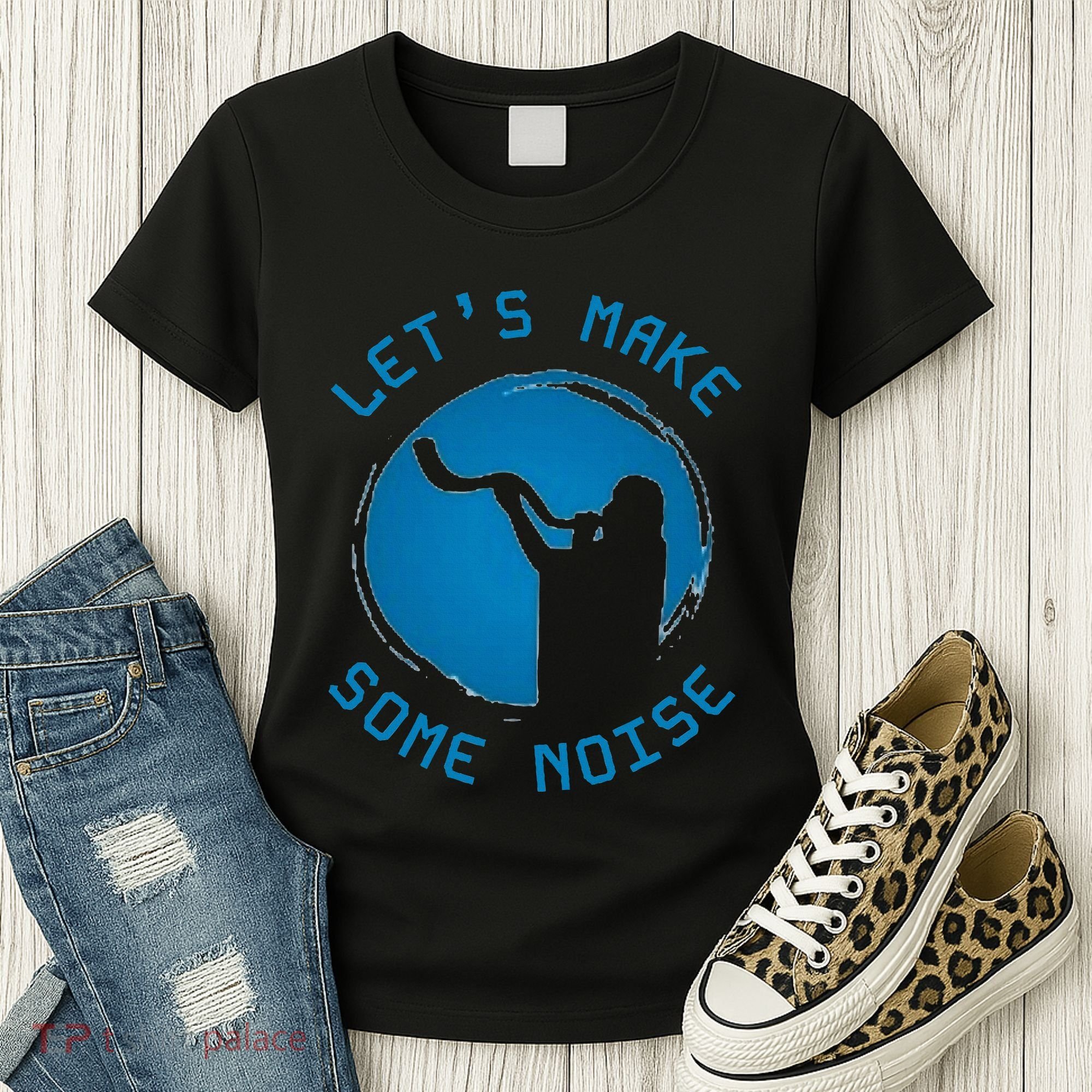 Shofar LetS Make Some Noise Rosh Hashanah Women's T-Shirt