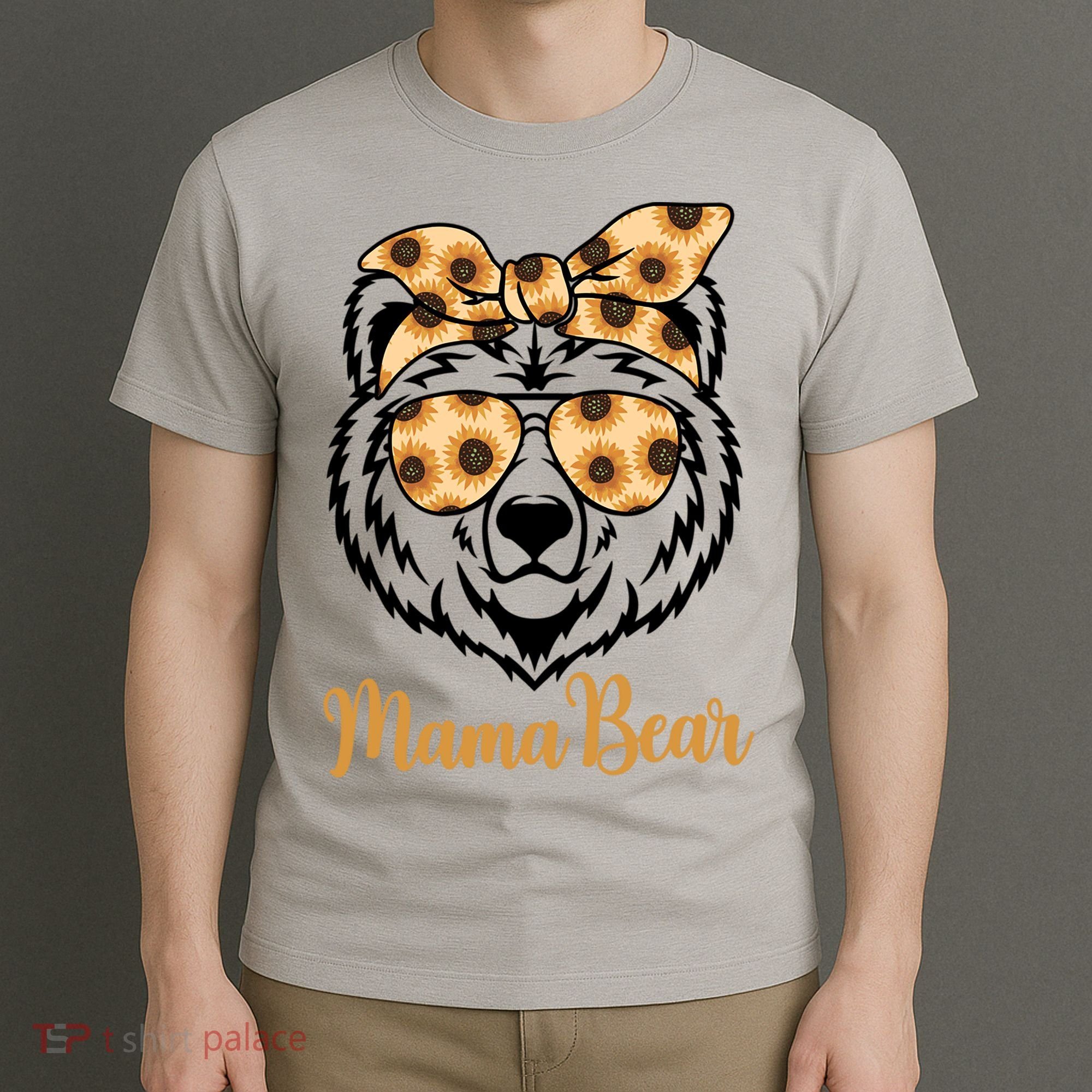 Sunflower Mama Bear With Sunglasses Bandana Momma Mothers Dy  T-Shirt