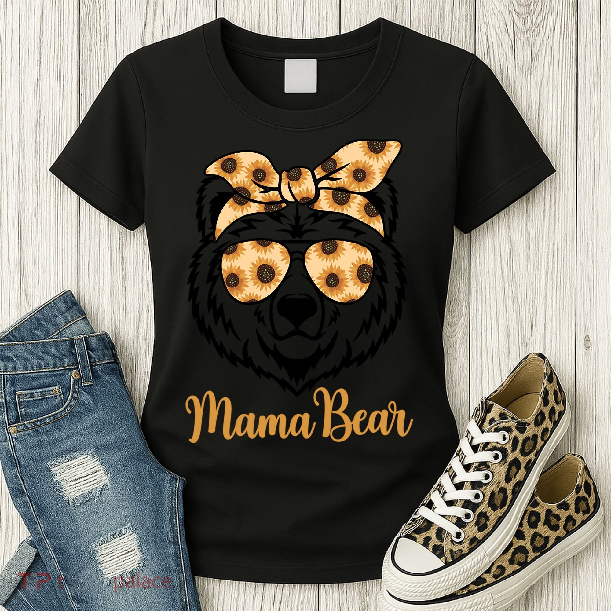 Sunflower Mama Bear With Sunglasses Bandana Momma Mothers Dy  Women's T-Shirt