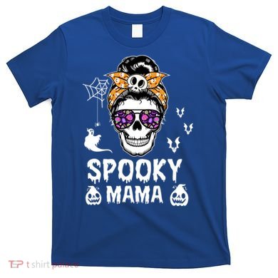Skull Messy Bun Halloween Spooky Mama Mom Halloween Gift T-Shirt