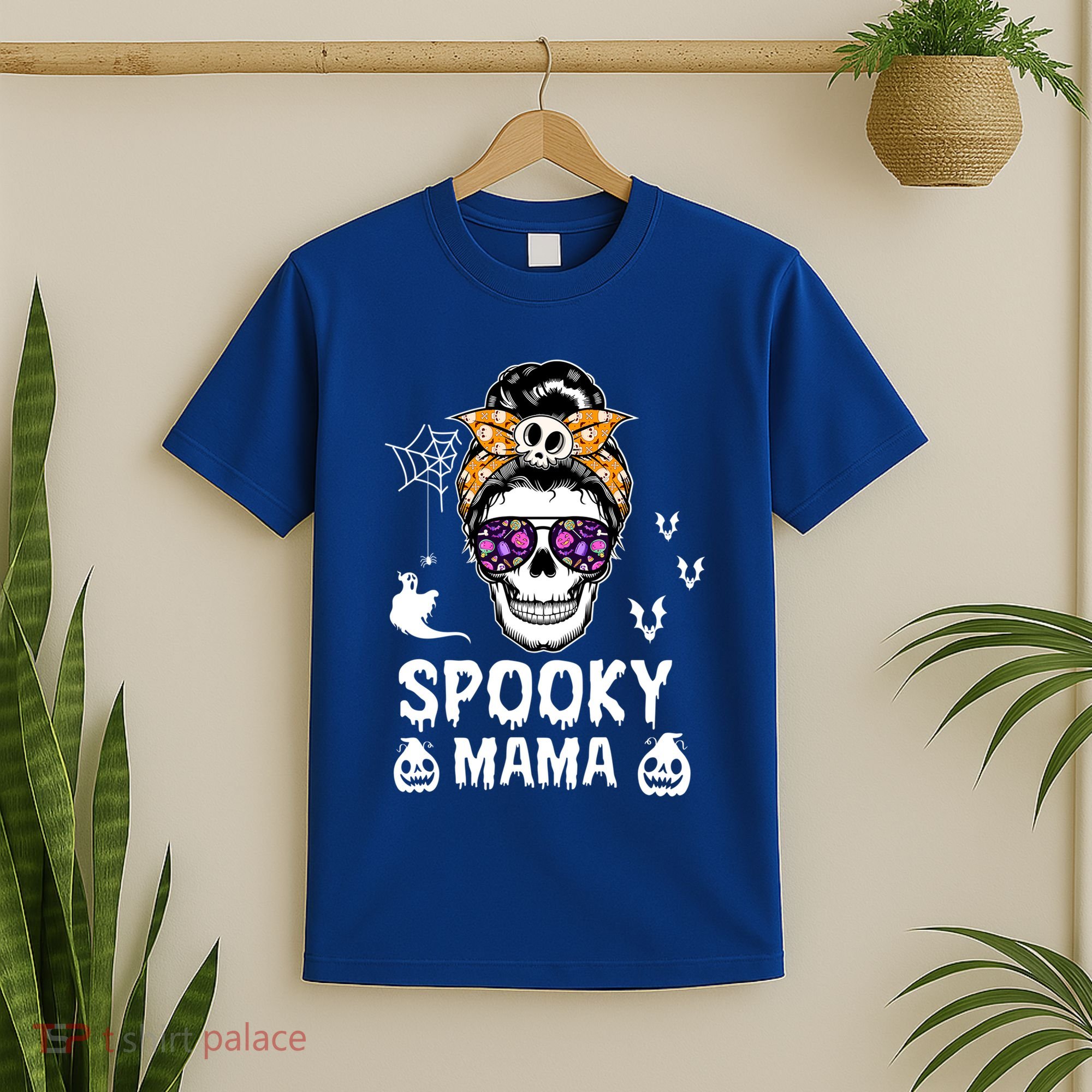 Skull Messy Bun Halloween Spooky Mama Mom Halloween Gift T-Shirt