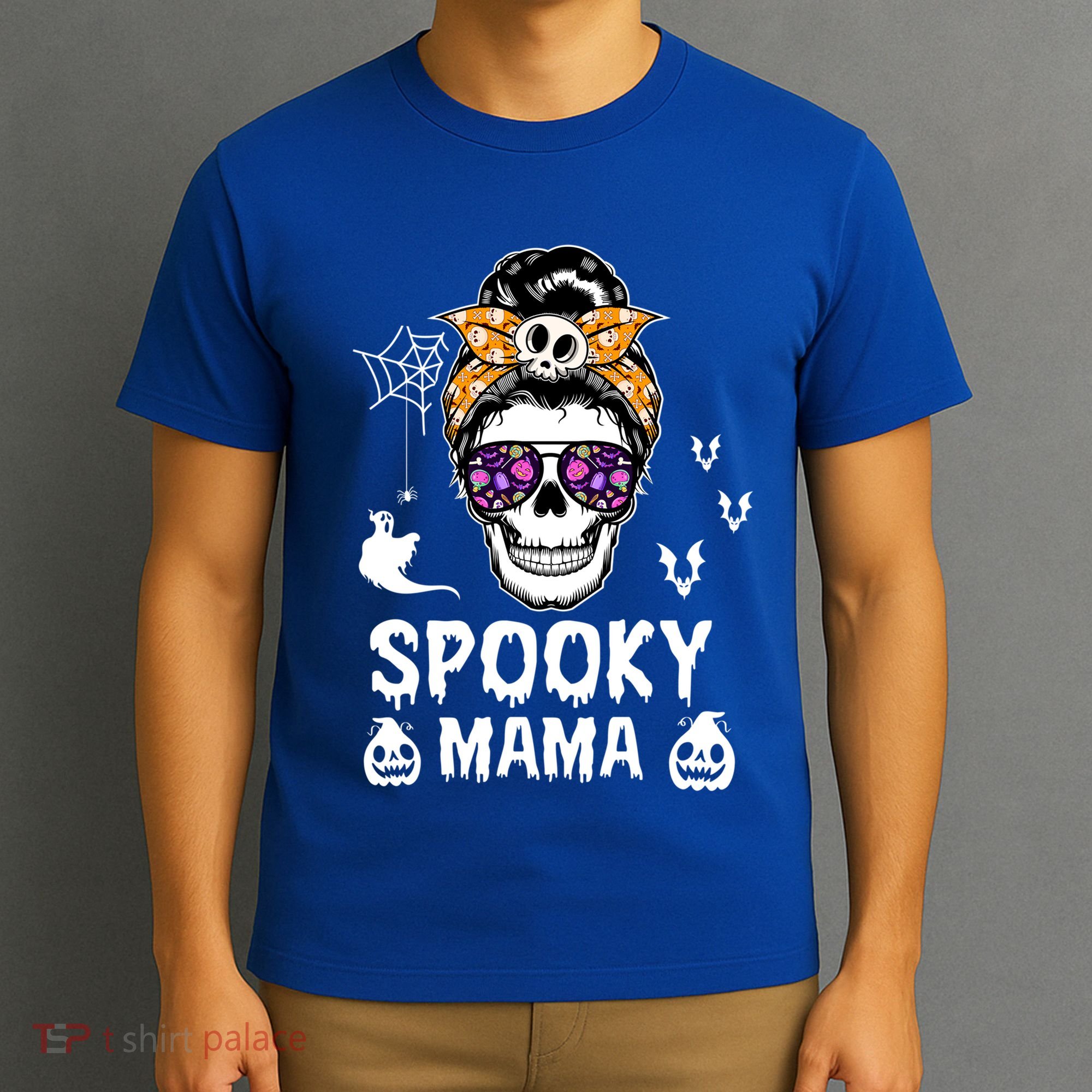 Skull Messy Bun Halloween Spooky Mama Mom Halloween Gift T-Shirt