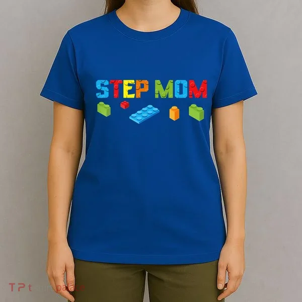 Stepmom Master Builder Building Bricks Blocks Family Parents Great Gift T-Shirt