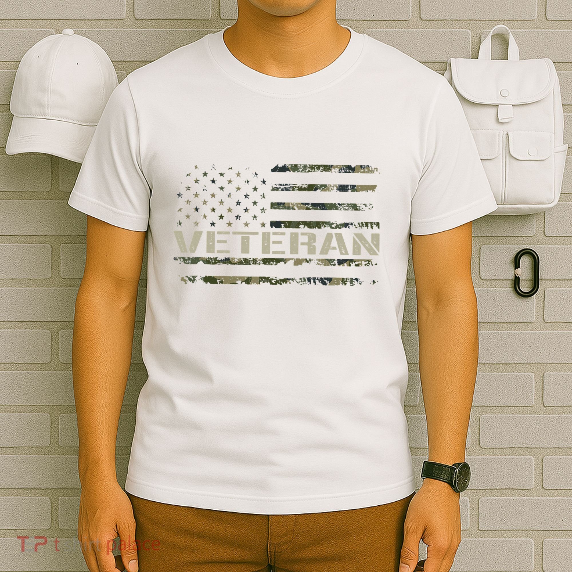 Soldier Military Camo Veteran American Flag T-Shirt