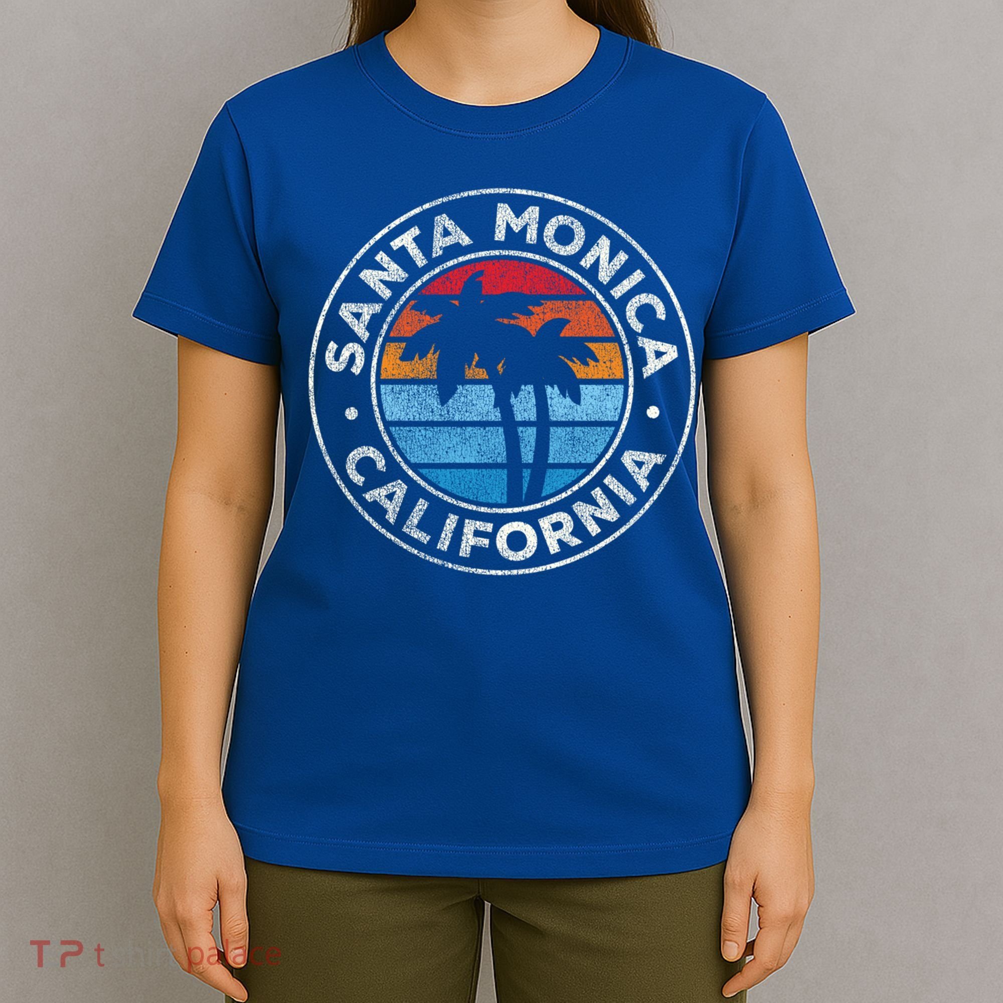 Santa Monica California Ca Vintage Graphic Retro 70s Great Gift T-Shirt