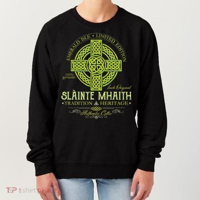 Slainte Mhaith Celtic Knot Cross Irish Original Green Women's Sweatshirt