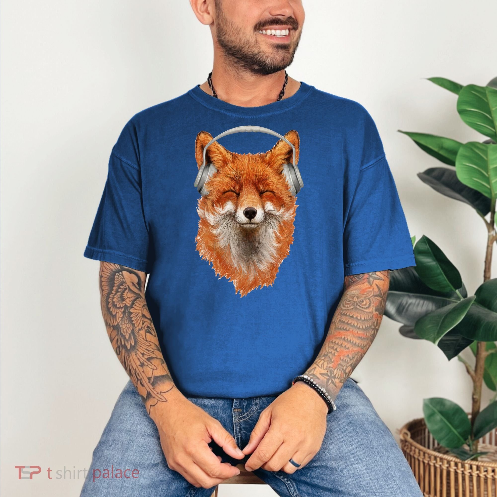 Smiling Musical Fox Comfort Colors T-Shirt