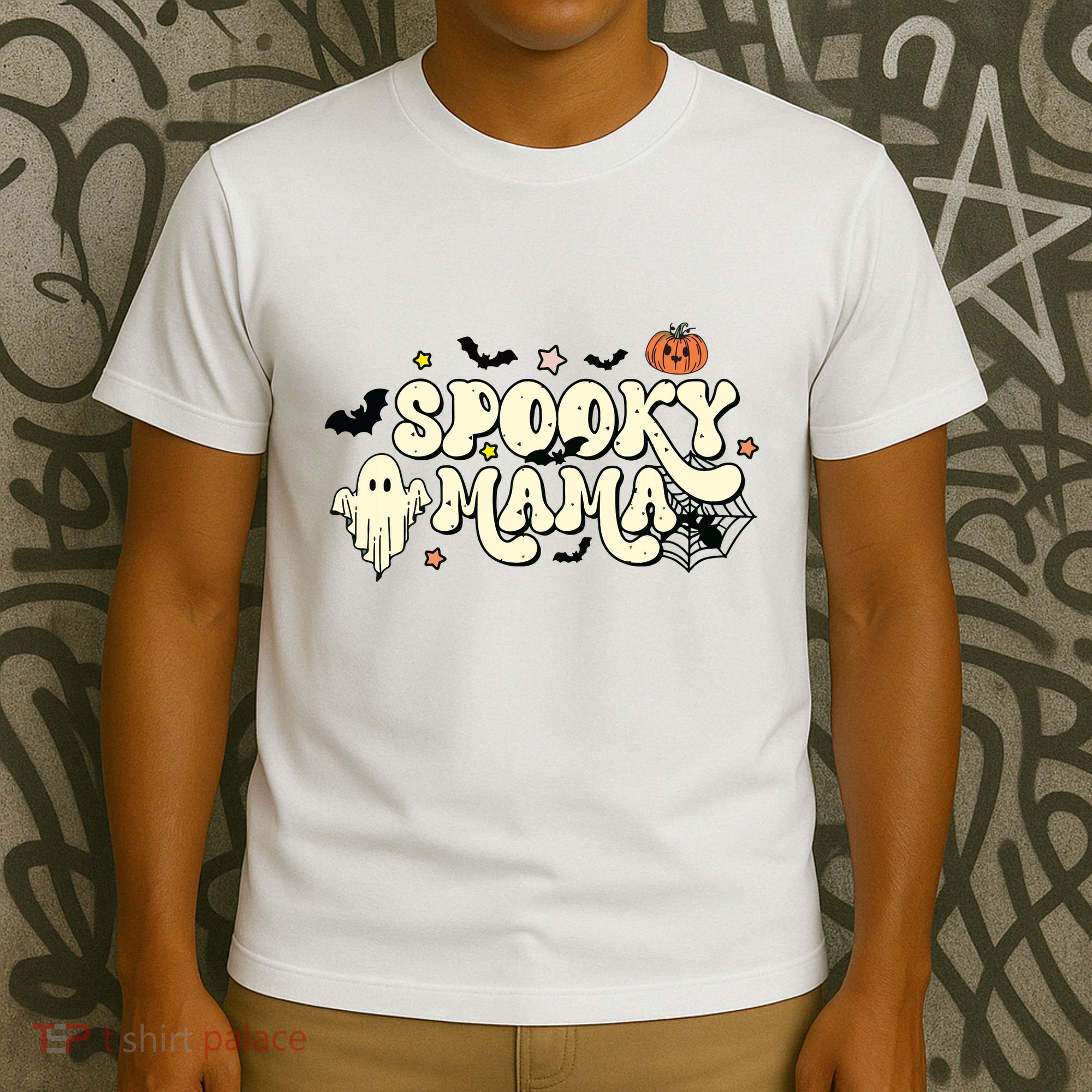 Spooky Mama Groovy Ghost Bat Pumpkin Creepy Retro Halloween T-Shirt