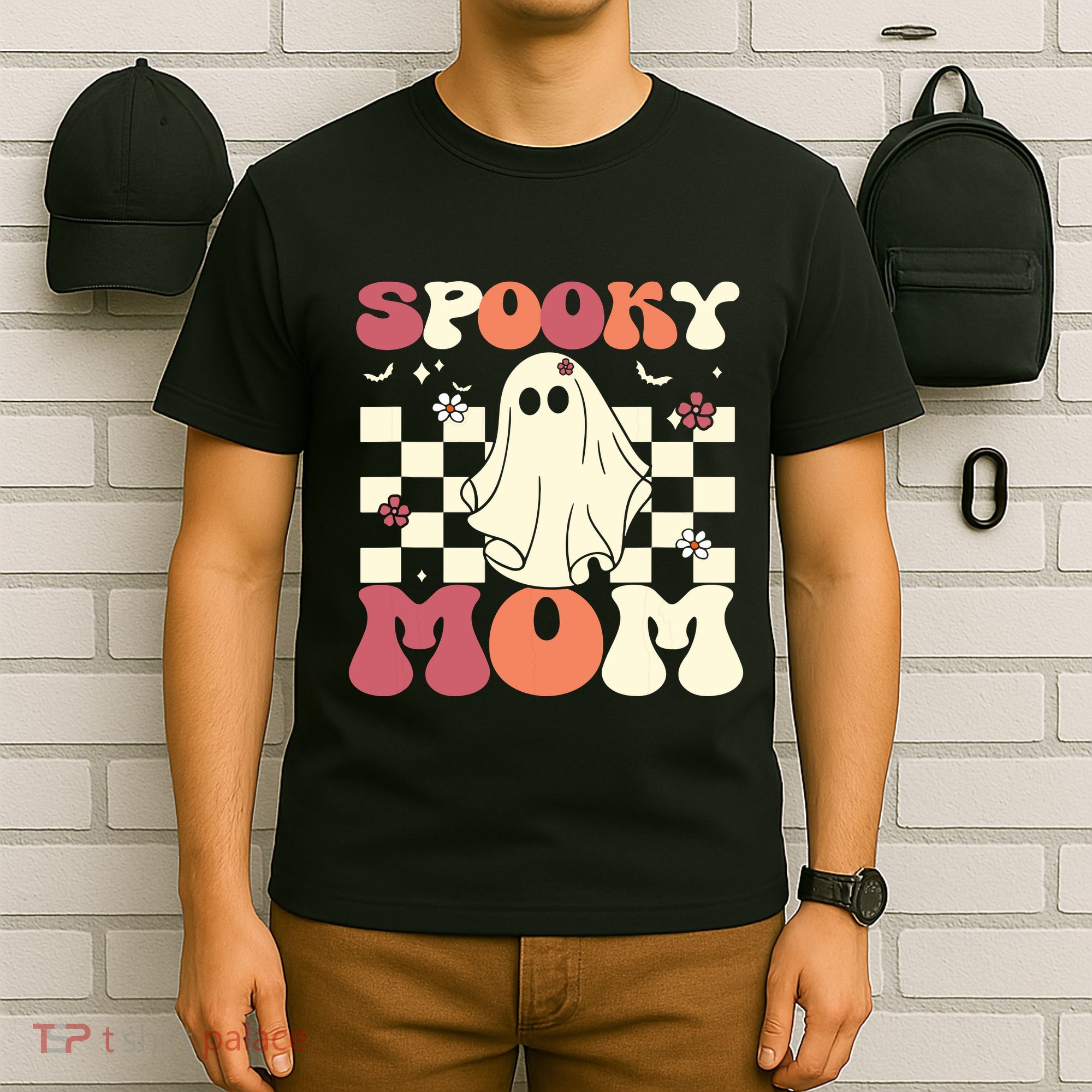 Spooky Mom Halloween Ghost Costume Retro Groovy T-Shirt