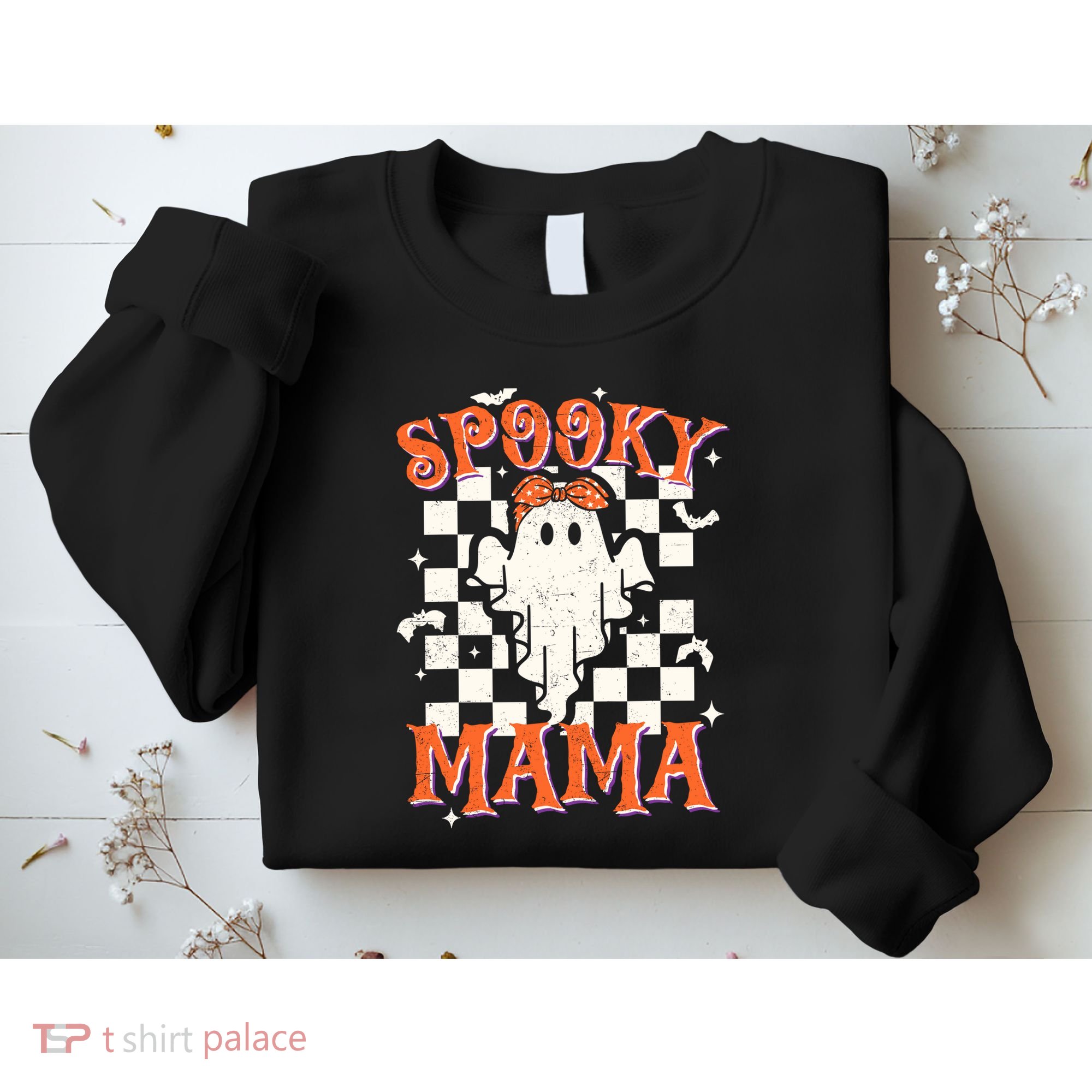 Spooky Mama Mom Cute Ghost Retro Spooky Season Halloween Sweatshirt