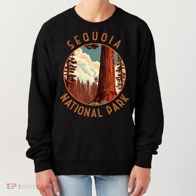 Sequoia National Park Illustration Distressed Circle Women's Sweatshirt