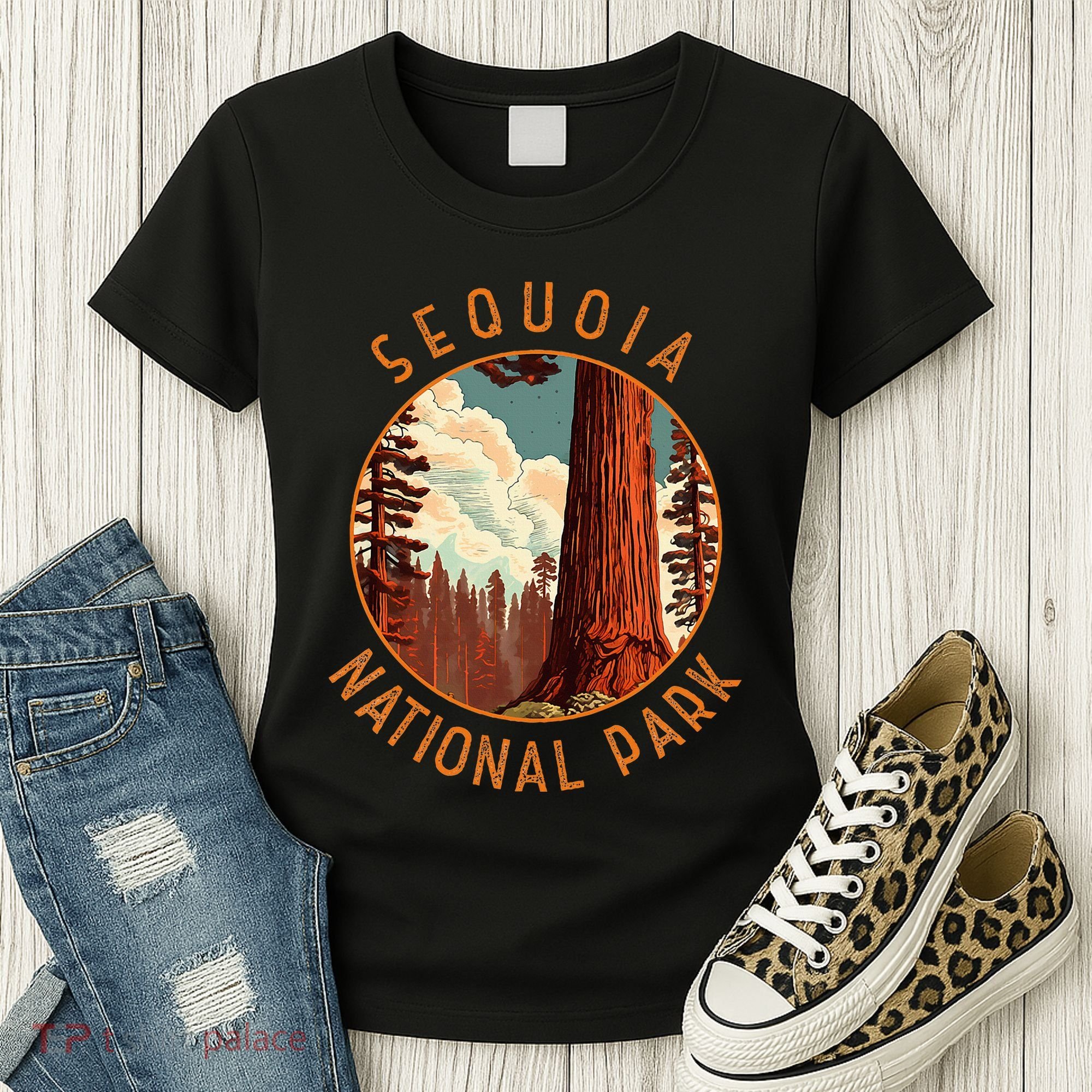 Sequoia National Park Illustration Distressed Circle Women's T-Shirt
