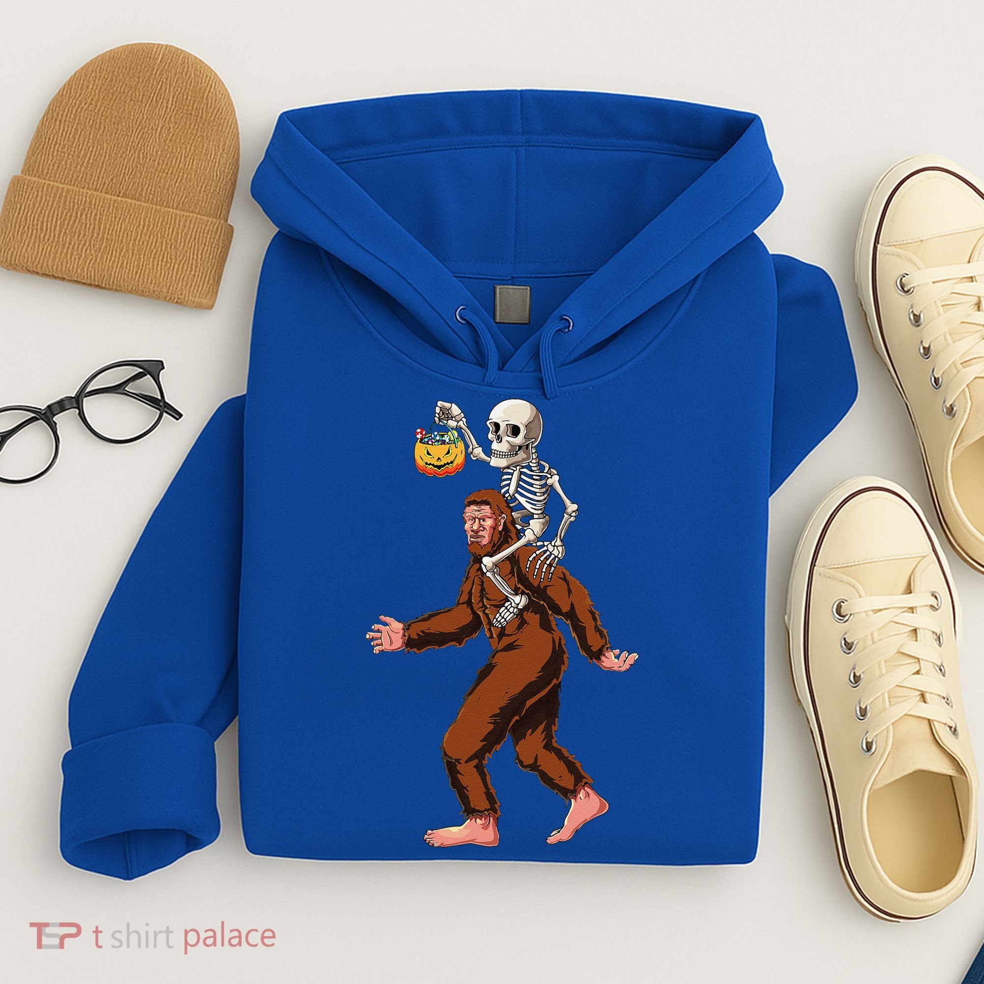 Skeleton On Bigfoot Funny Sasquatch Yeti Halloween Costume Hoodie