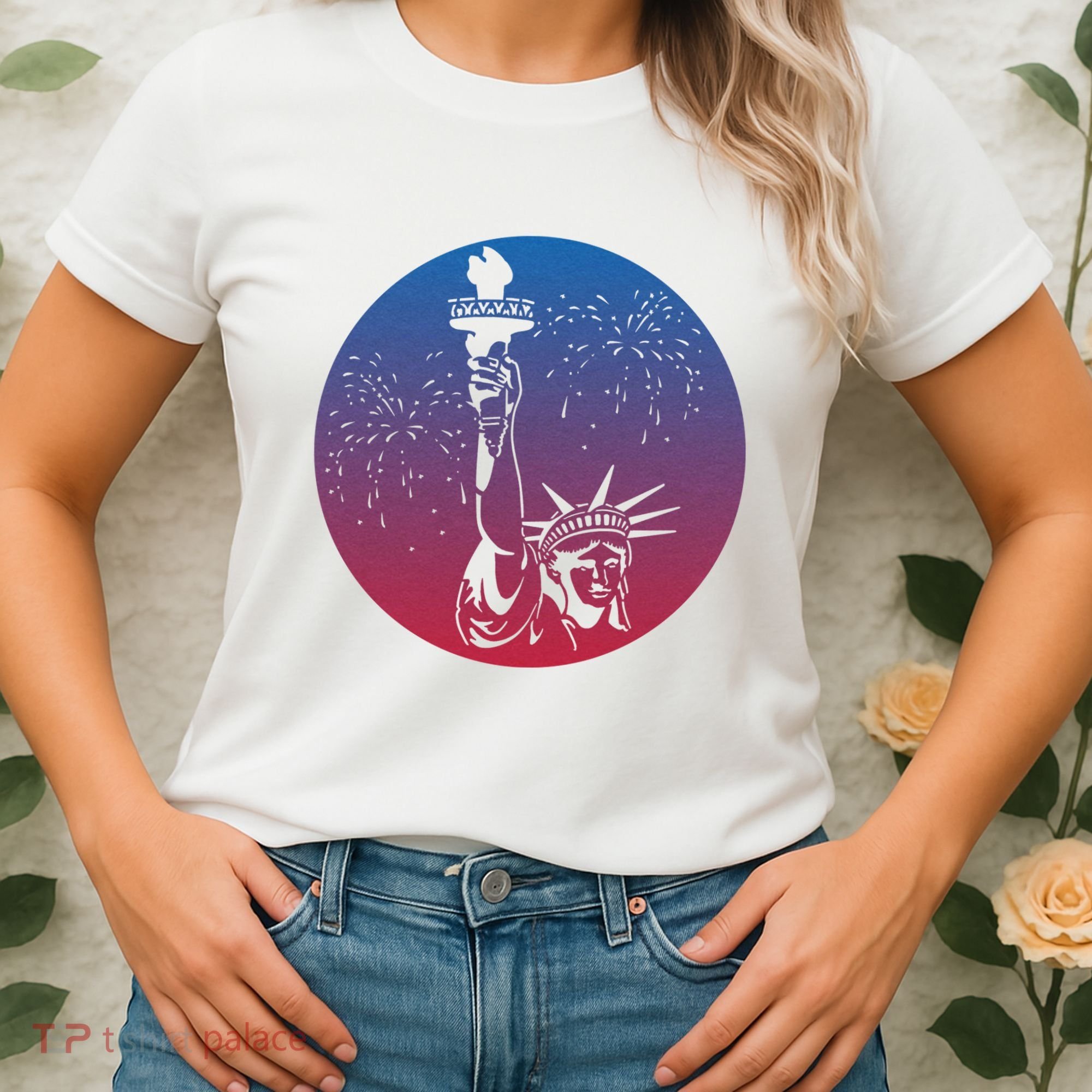 Statue Of Liberty New York Retro Women's T-Shirt