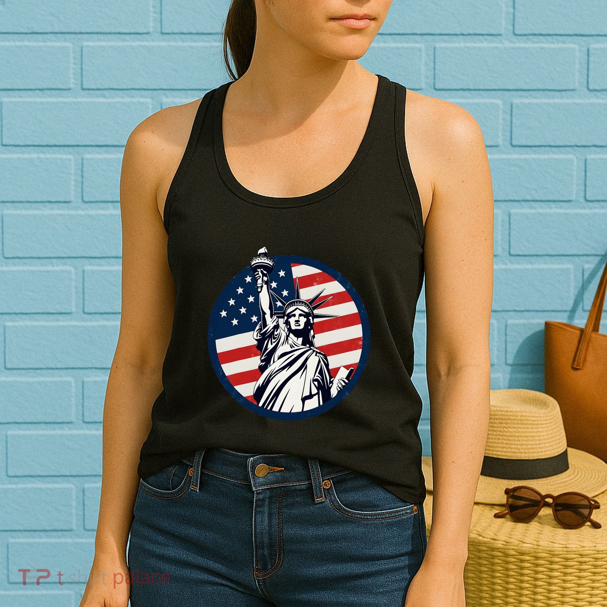 Statue Of Liberty With American Flag Fourth Of July Women's Tank Top