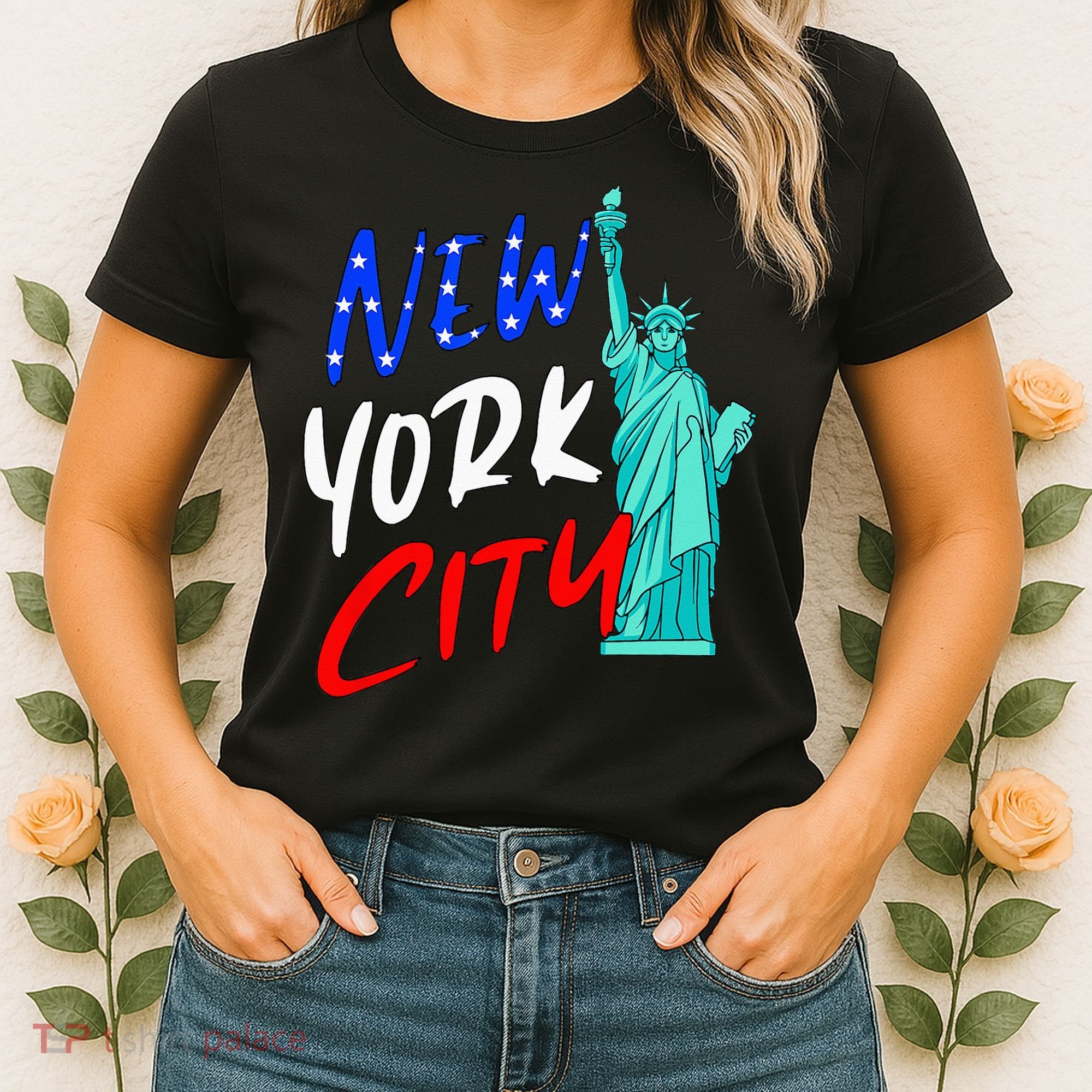 Statue Of Liberty New York City Souvenirs Women's T-Shirt