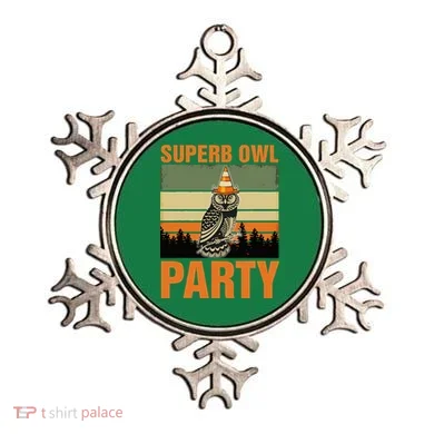Superb Owl Party Ornament