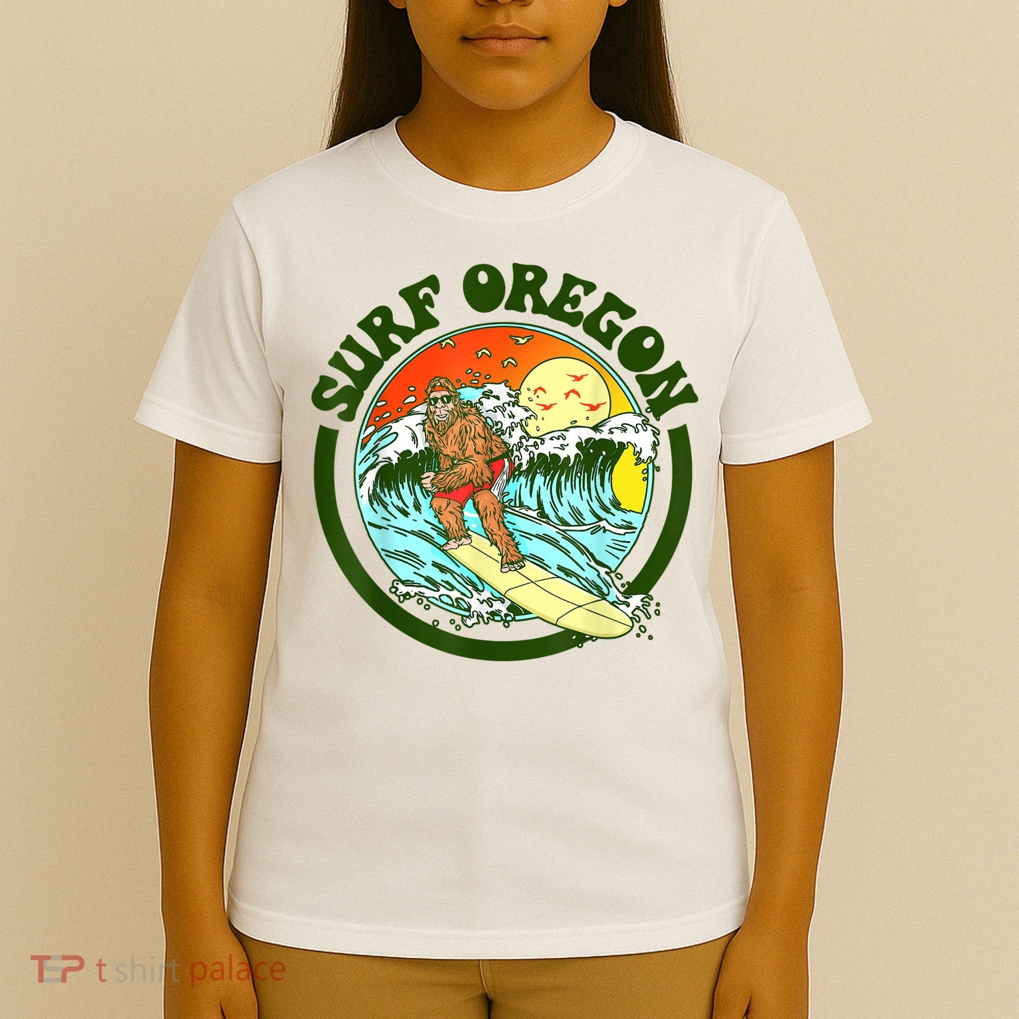 Surf Oregon! Surfing Bigfoot Funny Beach Sasquatch Surfer Shirt T-Shirt
