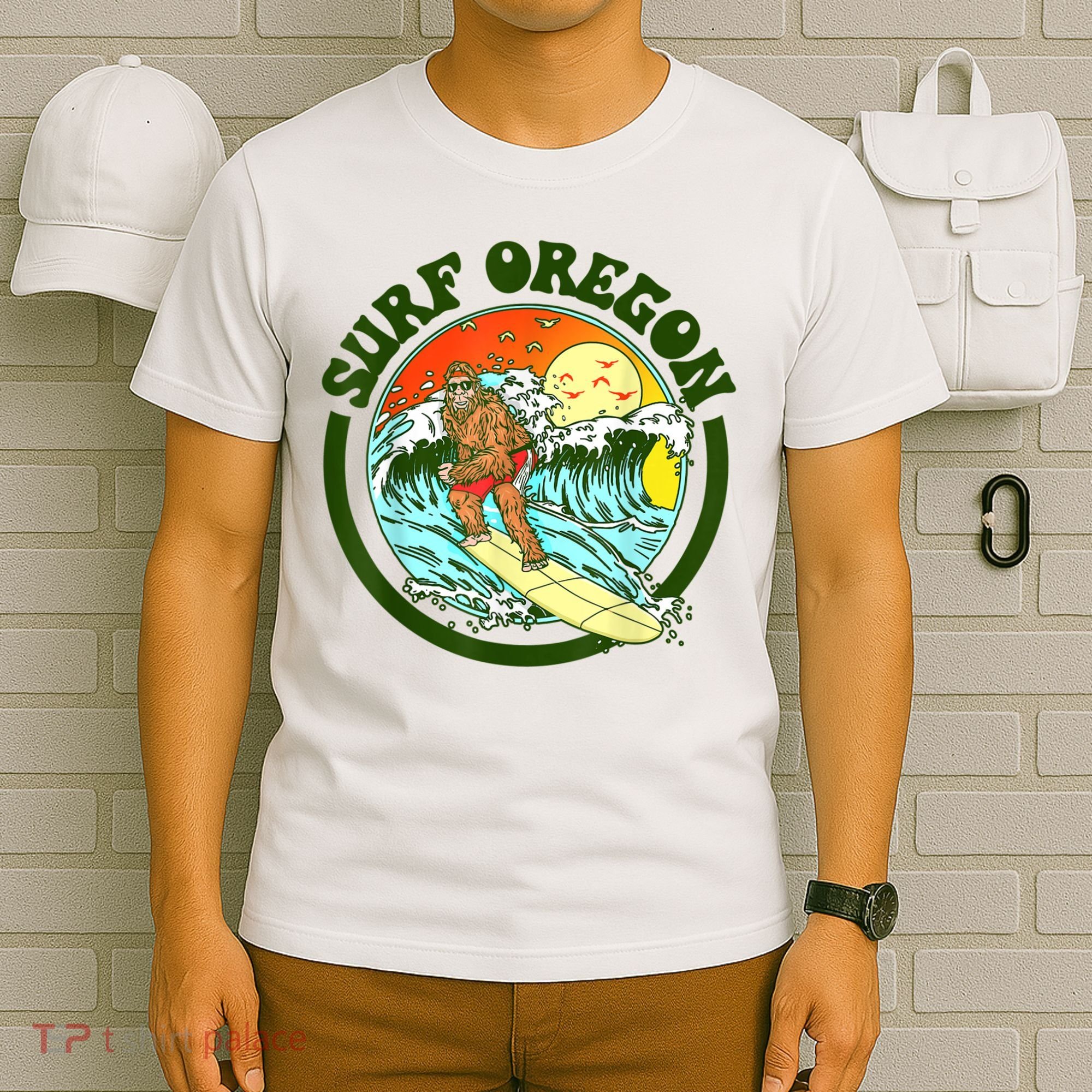 Surf Oregon! Surfing Bigfoot Funny Beach Sasquatch Surfer Shirt T-Shirt