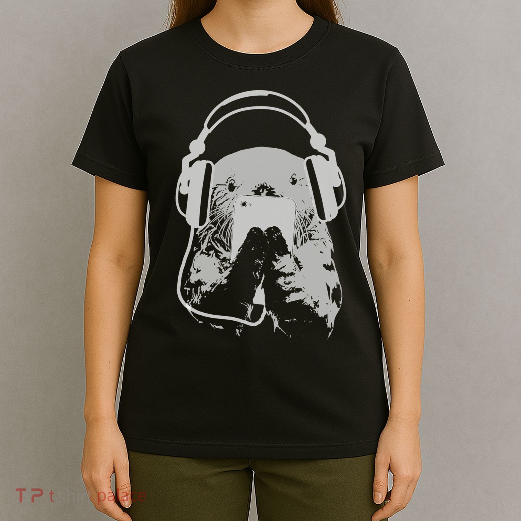 Sea Otter With Cell Phone And Headphones Gift T-Shirt