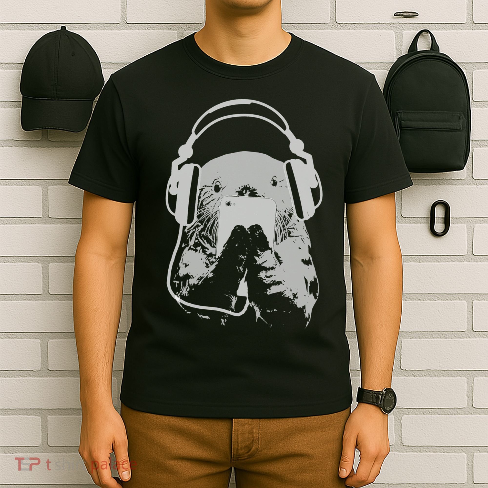 Sea Otter With Cell Phone And Headphones Gift T-Shirt