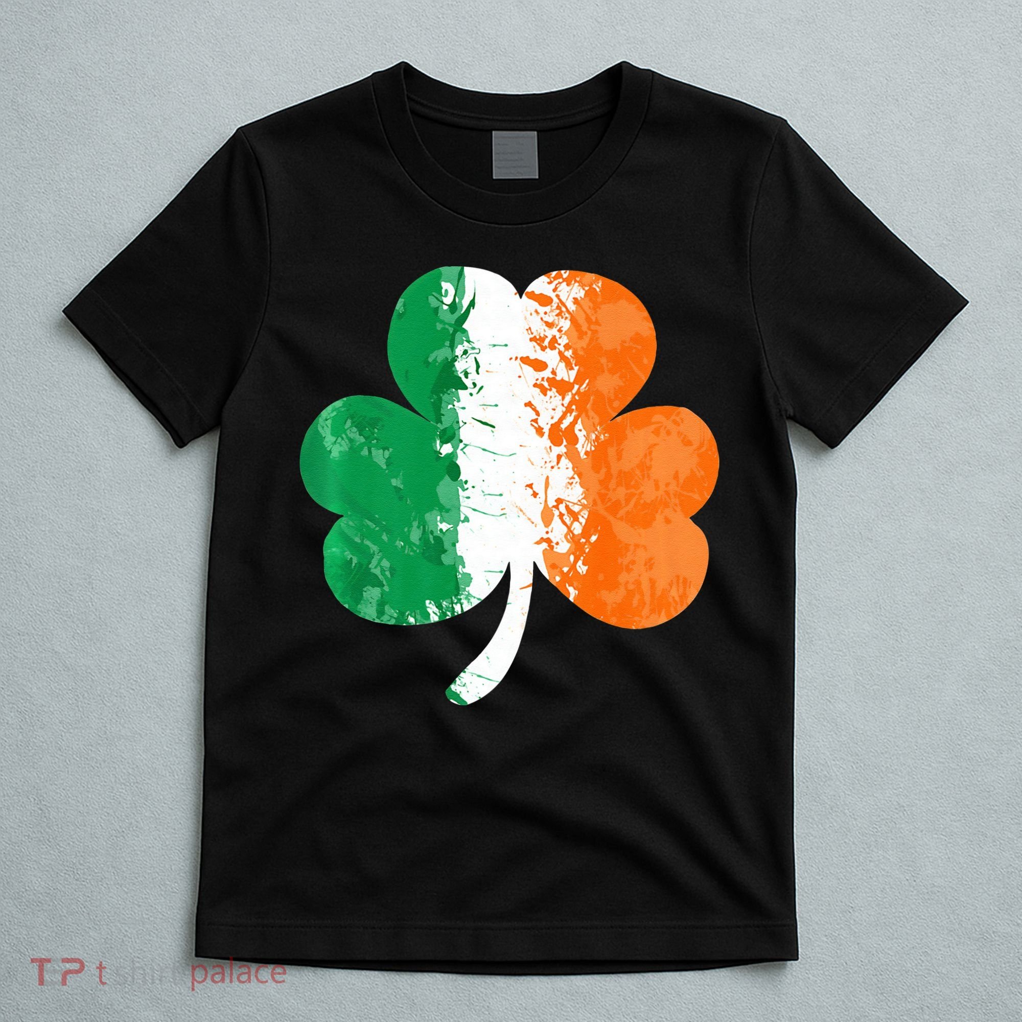 Saint Patrick's Day Irish Flag GrungeStyle Shamrock T-Shirt