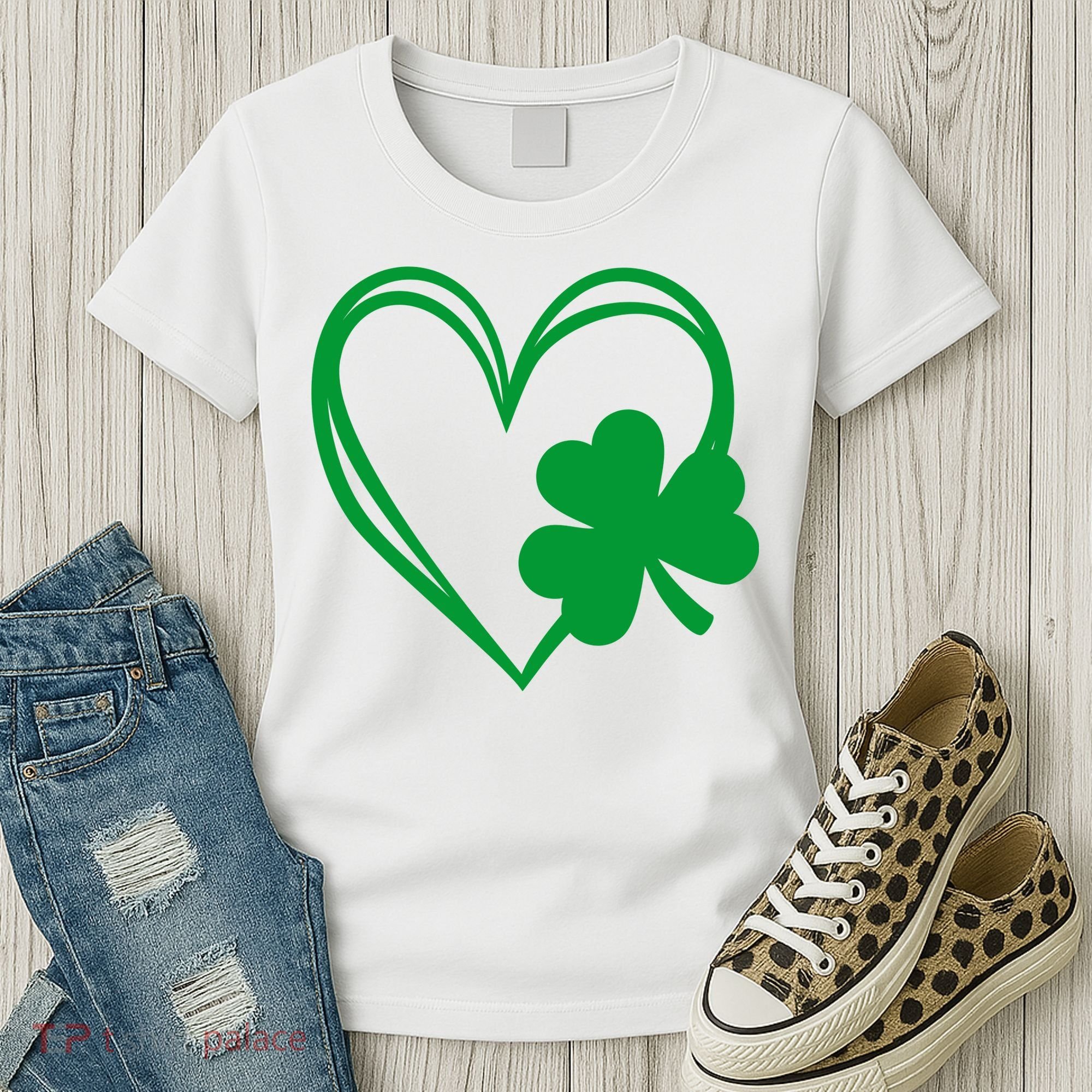 St Patricks Day Shamrock Heart Women's T-Shirt