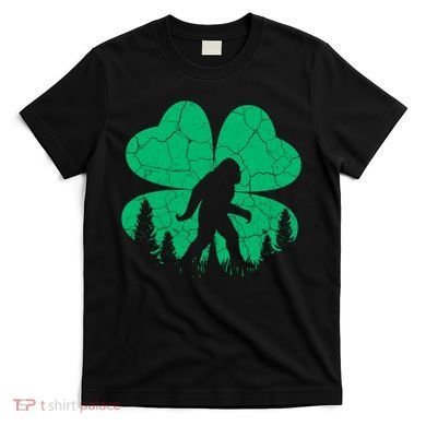 St Patricks Day Bigfoot Sasquatch Irish Clover T-Shirt