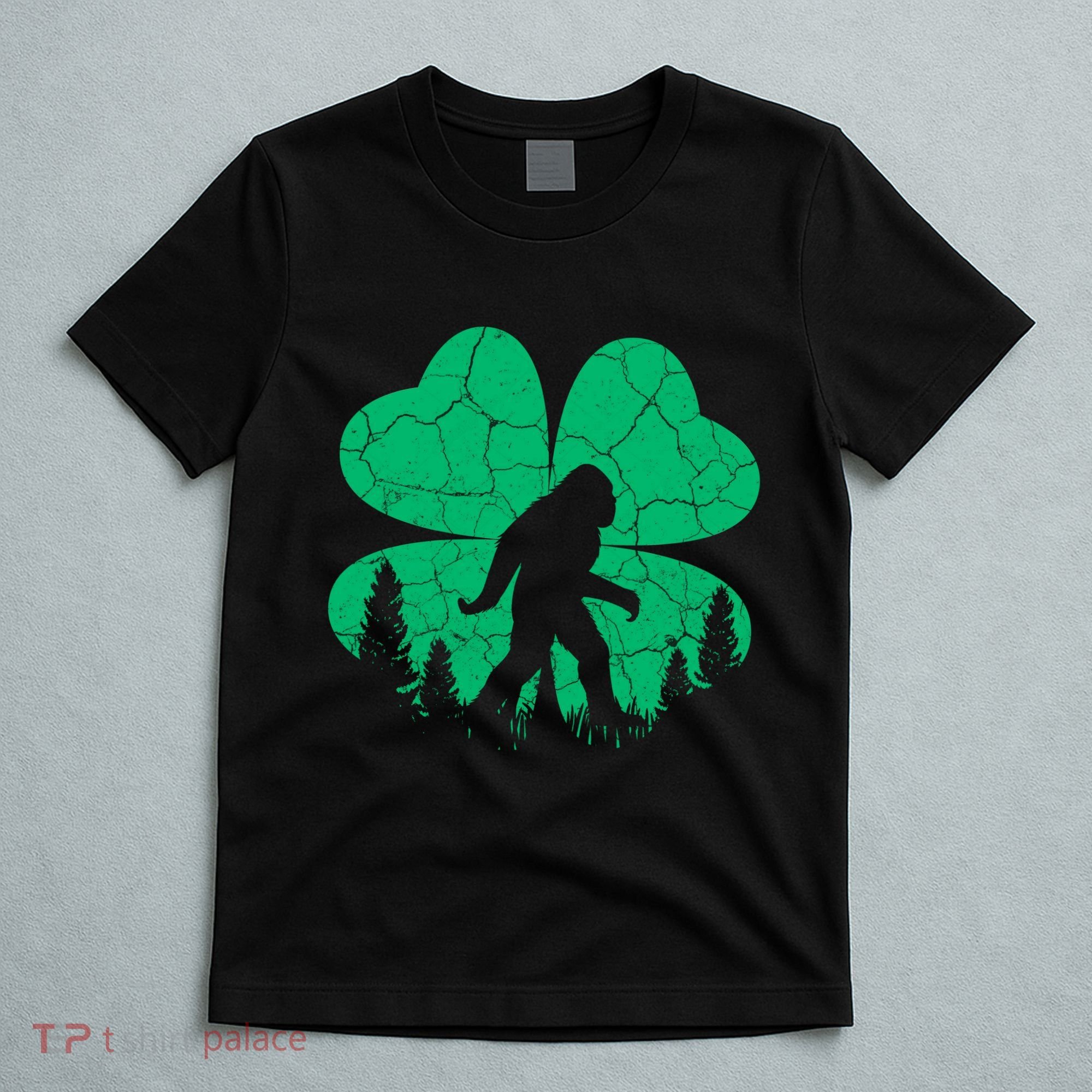 St Patricks Day Bigfoot Sasquatch Irish Clover T-Shirt