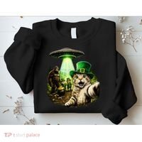 St Patricks Day Cat Selfie Leprechaun Bigfoot UFO Sweatshirt thumb 2