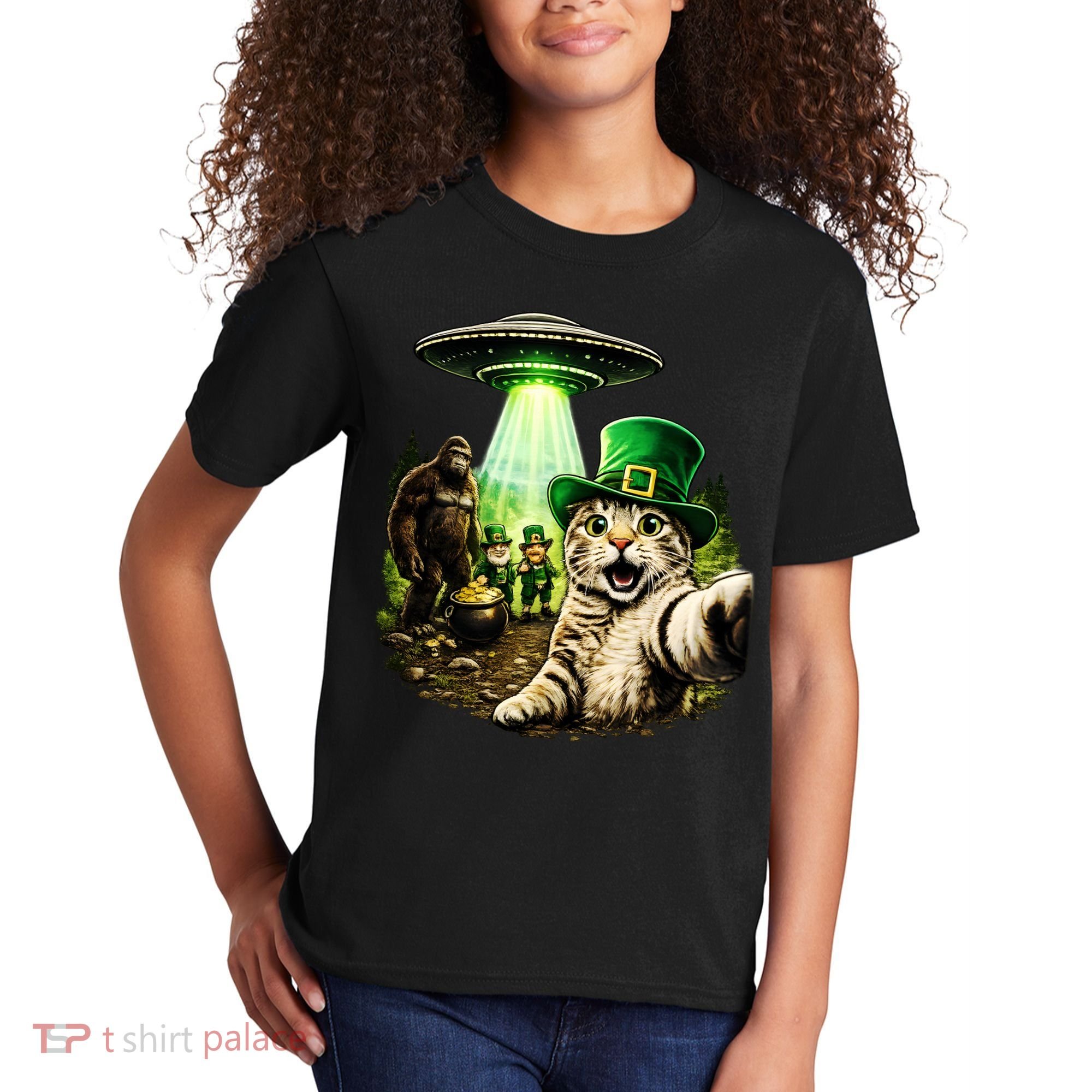 St Patricks Day Cat Selfie Leprechaun Bigfoot UFO Kids T-Shirt