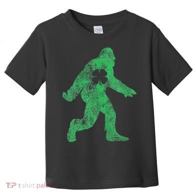 St Patricks Day Bigfoot Irish Sasqautch Saint Paddy's Gift Toddler T-Shirt