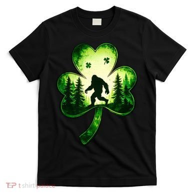 St Patricks Day Bigfoot Sasquatch Irish Clover Shamrock T-Shirt