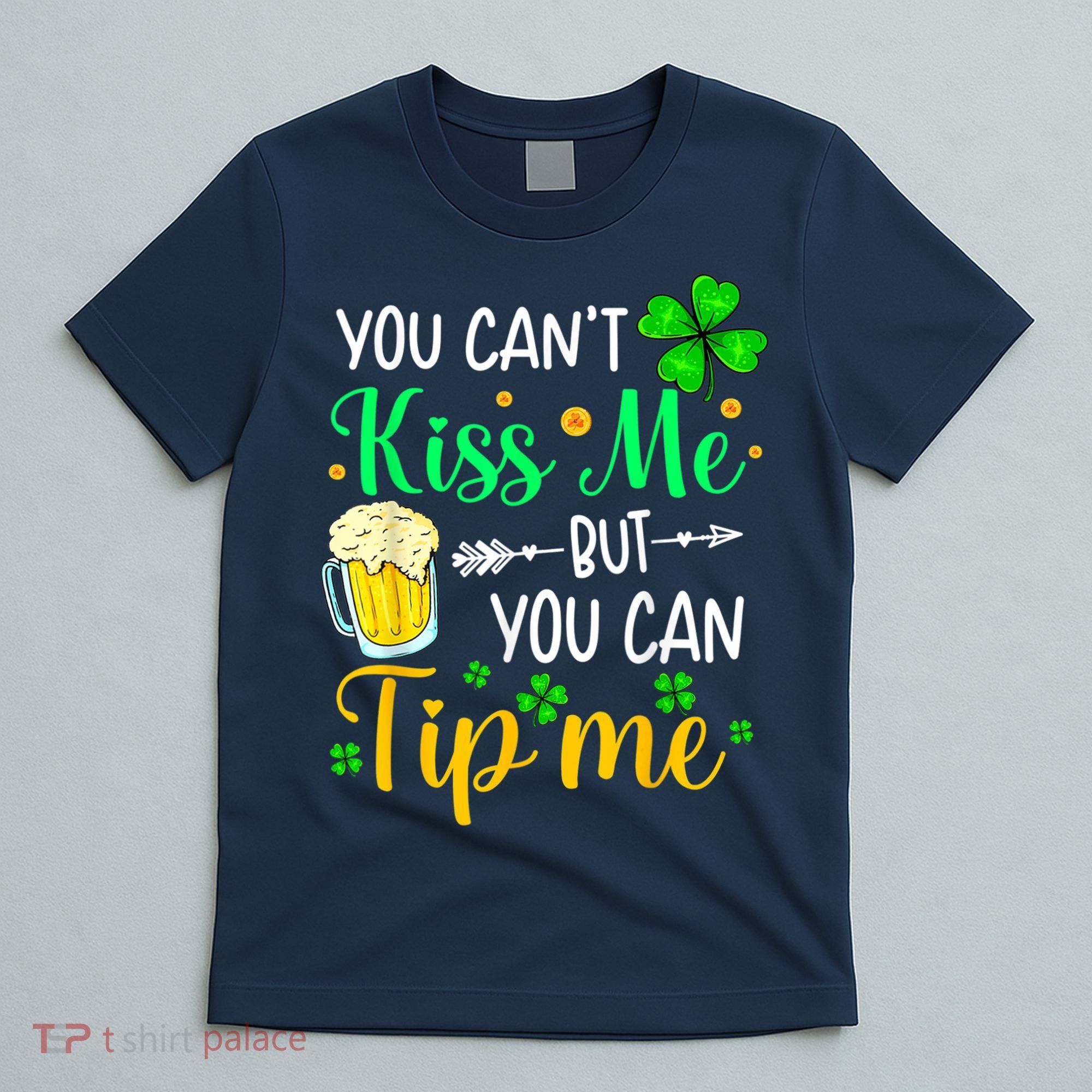 St Patrick's Day Lucky Shamrock Waitress Bartender Waiter T-Shirt
