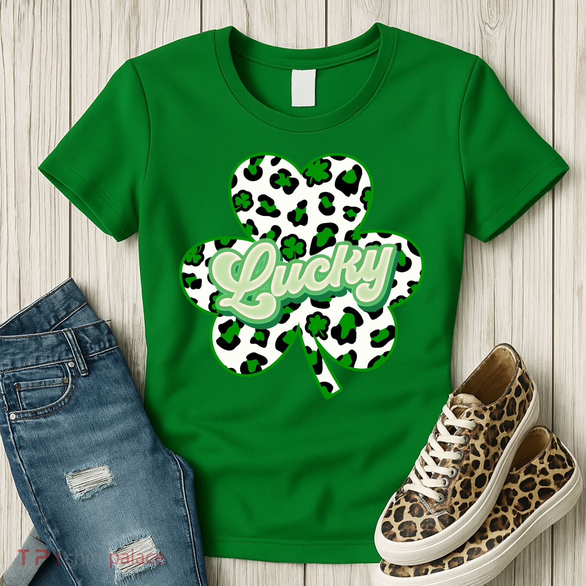 St Patricks Day Lucky Leopard Print Shamrock Clover Women's T-Shirt