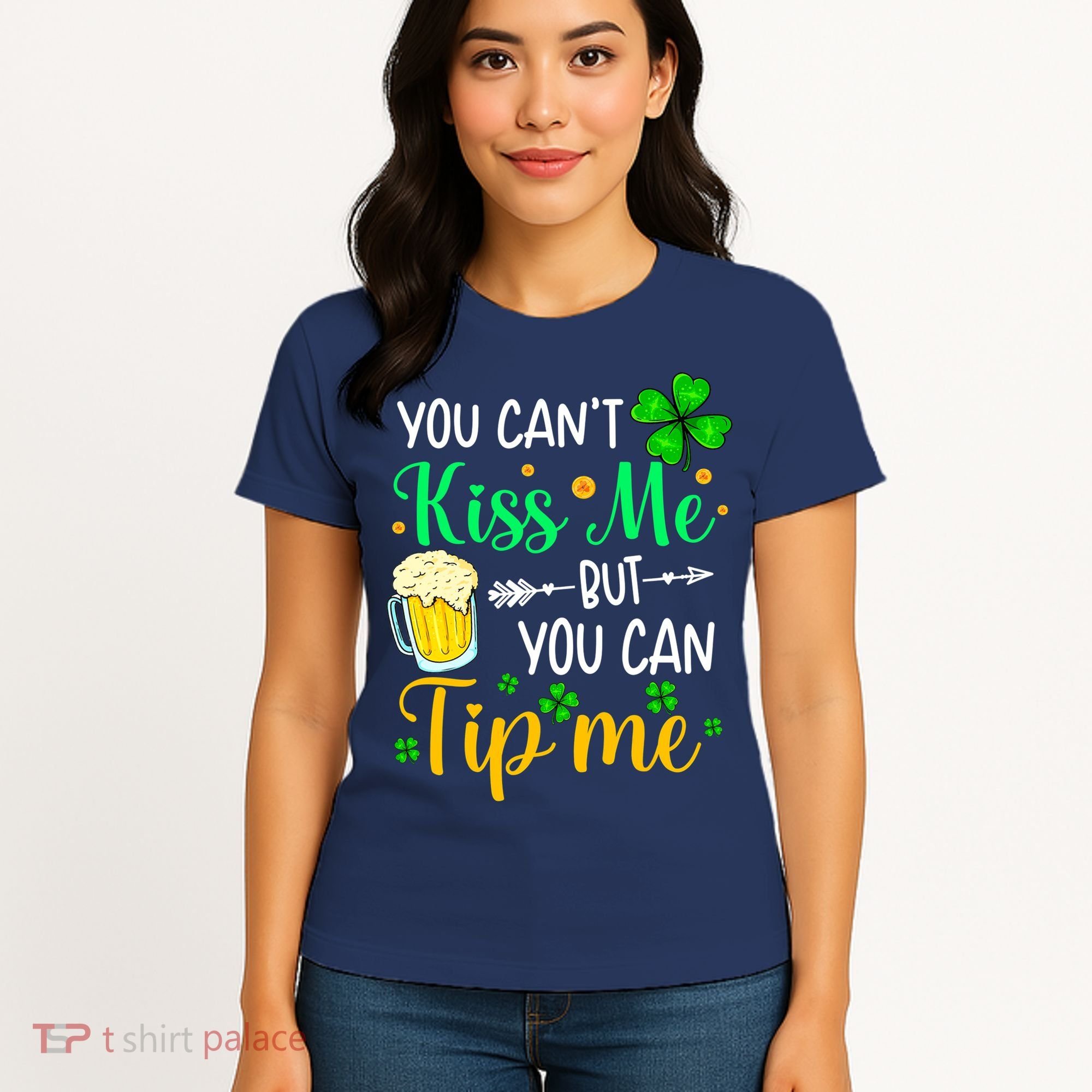 St Patrick's Day Lucky Shamrock Waitress Bartender Waiter Women's T-Shirt