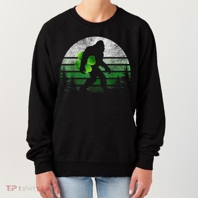 St Patricks Day Bigfoot Irish Shamrock Sasquatch Clover Leaf Women's Sweatshirt
