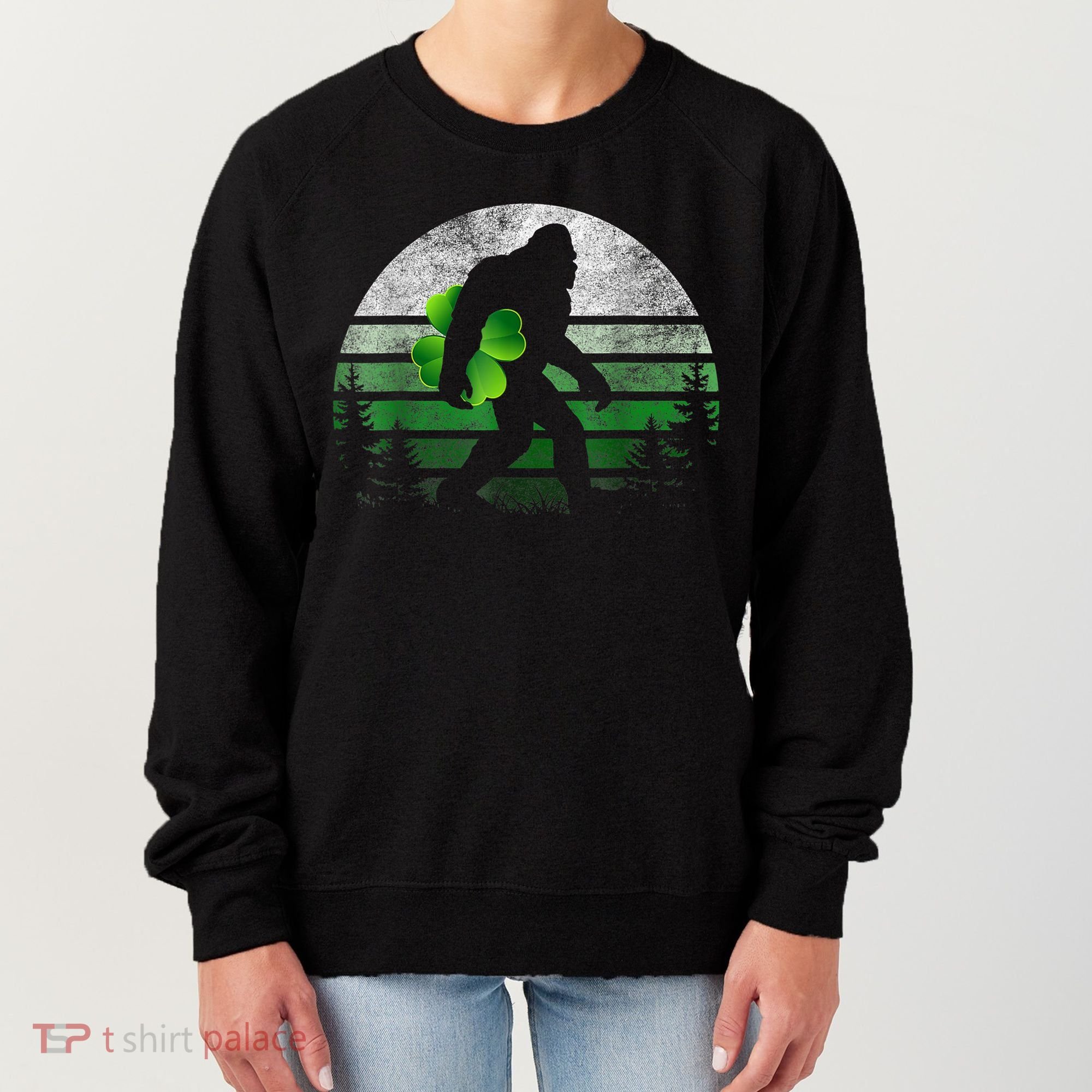 St Patricks Day Bigfoot Irish Shamrock Sasquatch Clover Leaf Women's Sweatshirt