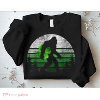 St Patricks Day Bigfoot Irish Shamrock Sasquatch Clover Leaf Sweatshirt thumb 2