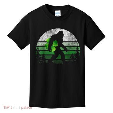 St Patricks Day Bigfoot Irish Shamrock Sasquatch Clover Leaf Kids T-Shirt