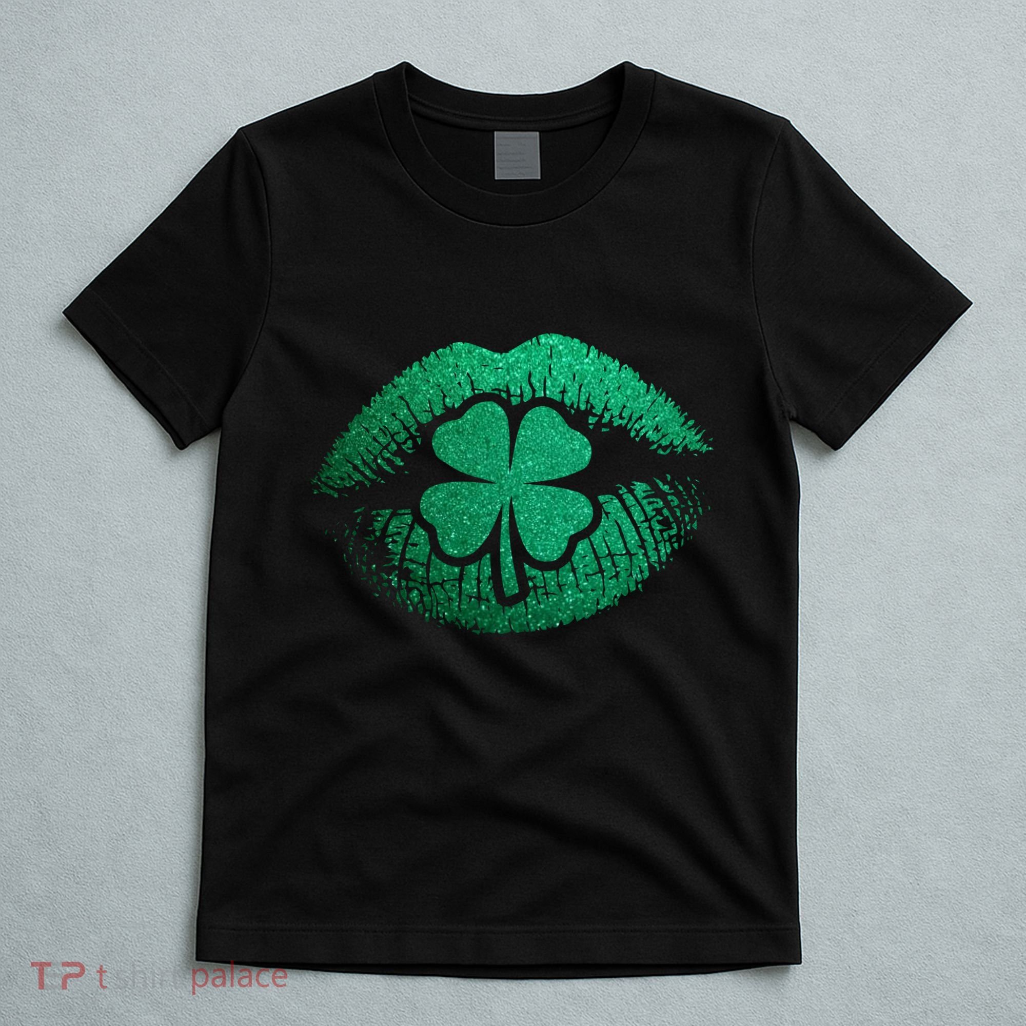 St PatrickS Day Irish Leaf Clover Lips T-Shirt