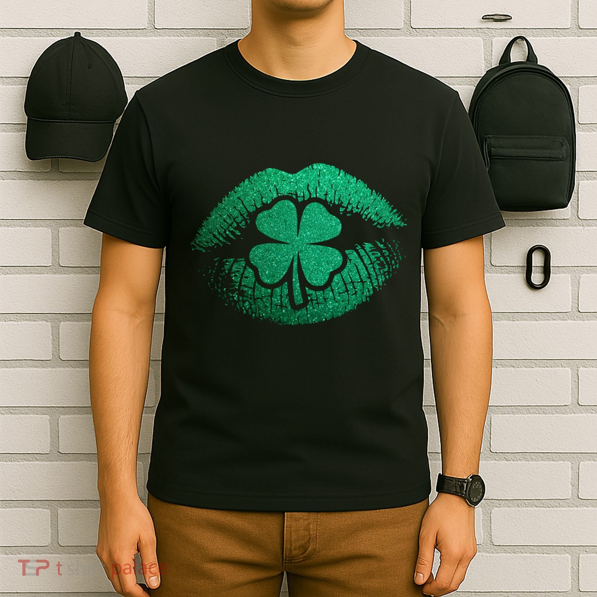 St PatrickS Day Irish Leaf Clover Lips T-Shirt