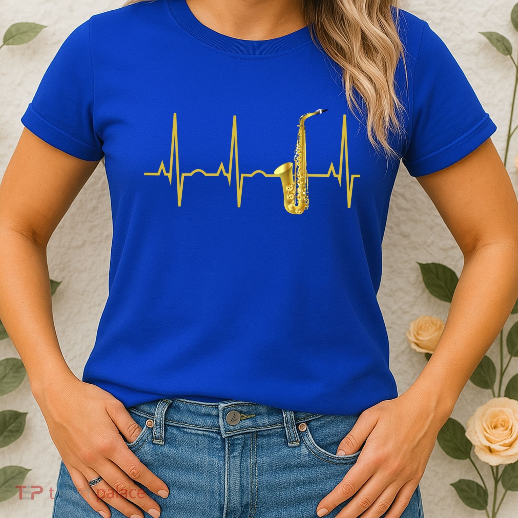 Saxophone Player Funny Gift Sax Heartbeat Hooded Cute Gift Gift Women's T-Shirt