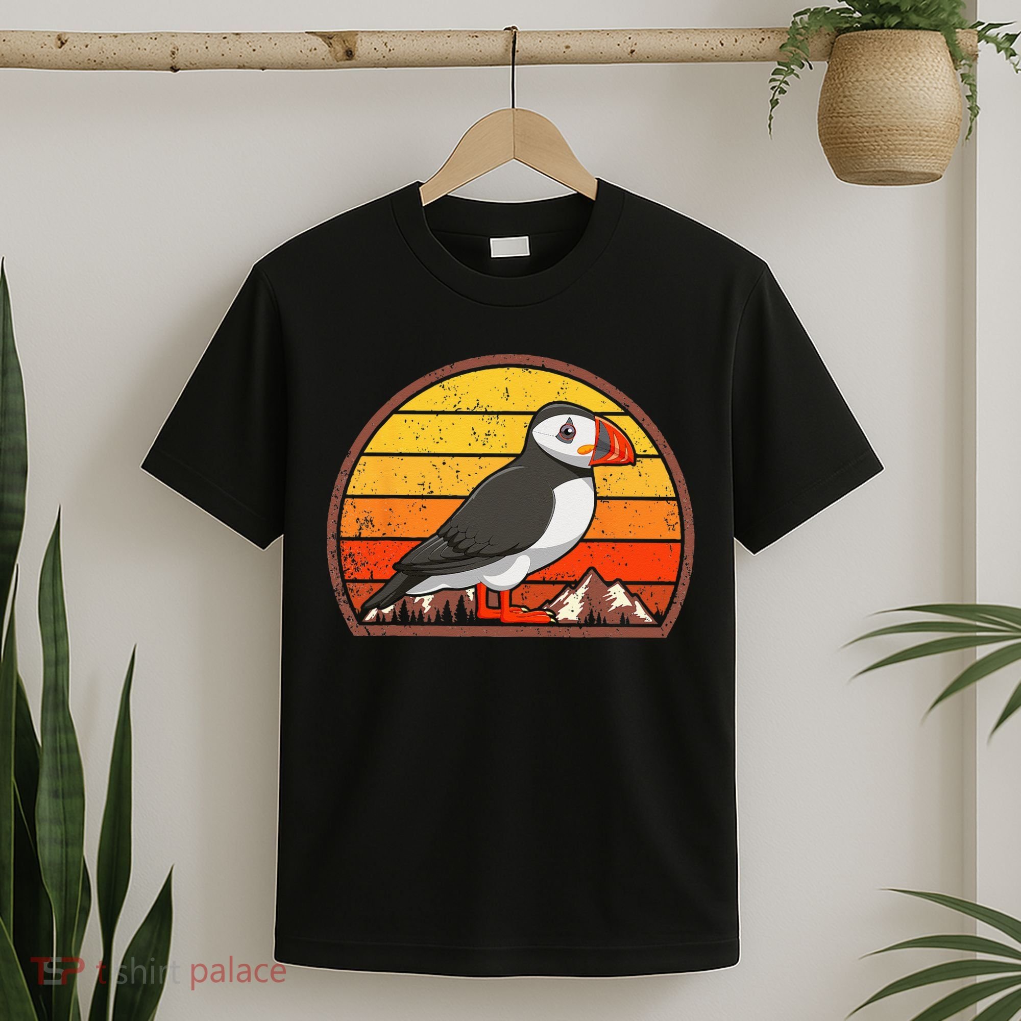 Sunset Puffin Lover Gift Vintage Retro Puffin T-Shirt