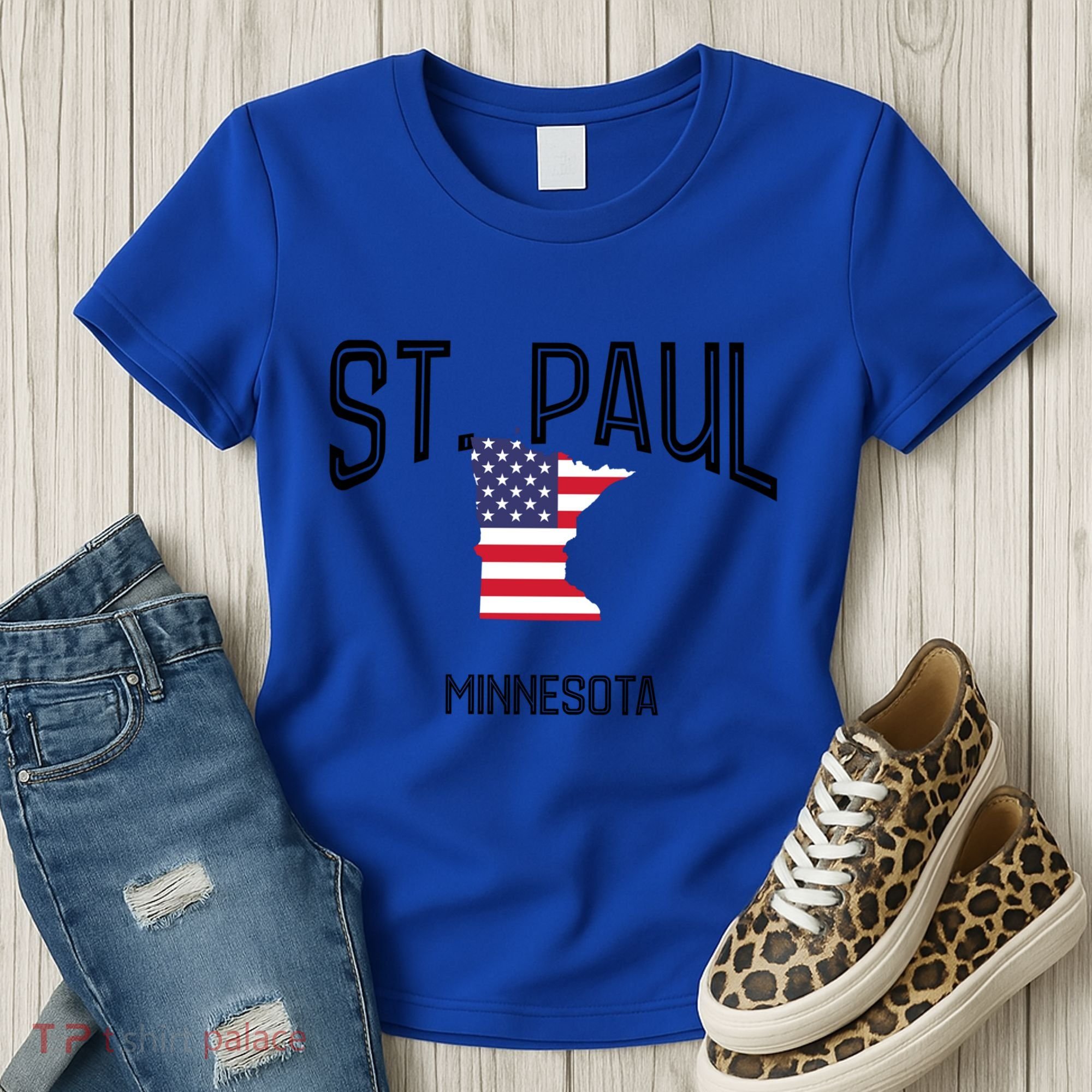 St Paul Minnesota Mn Throwback Retro Usa Flag Meaningful Gift Women's T-Shirt