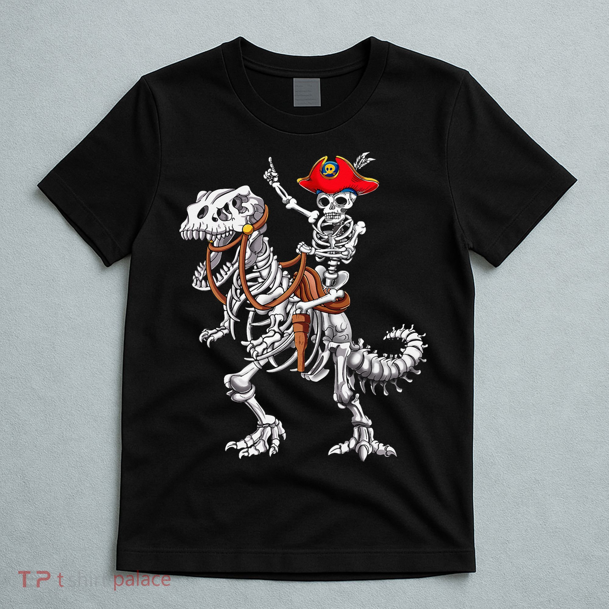 Skeleton Pirate Riding Skeleton Dinosaur Halloween Costume T-Shirt