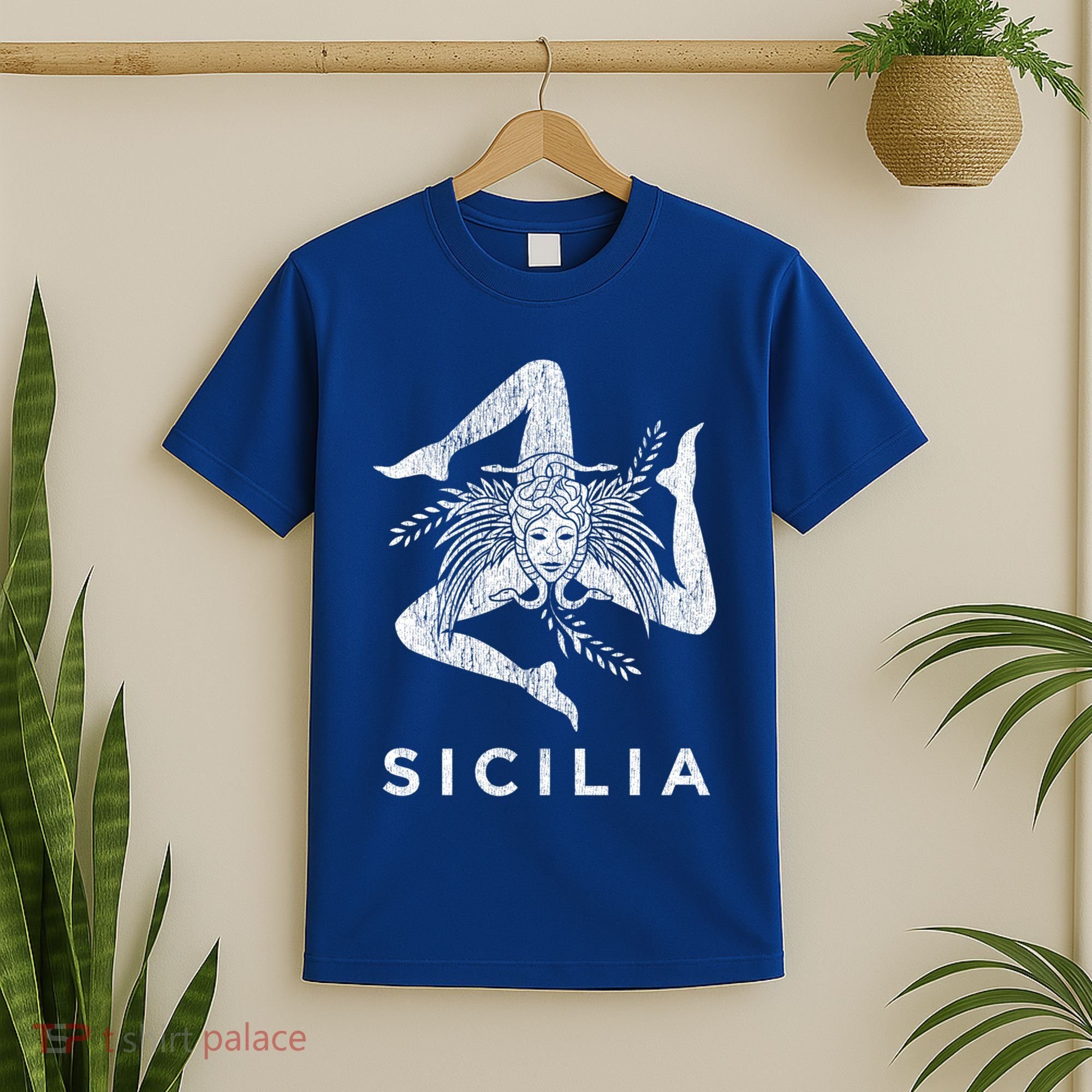 Sicilian Pride Sicilia Sicilian Flag Trinacria Faded Meaningful Gift T-Shirt