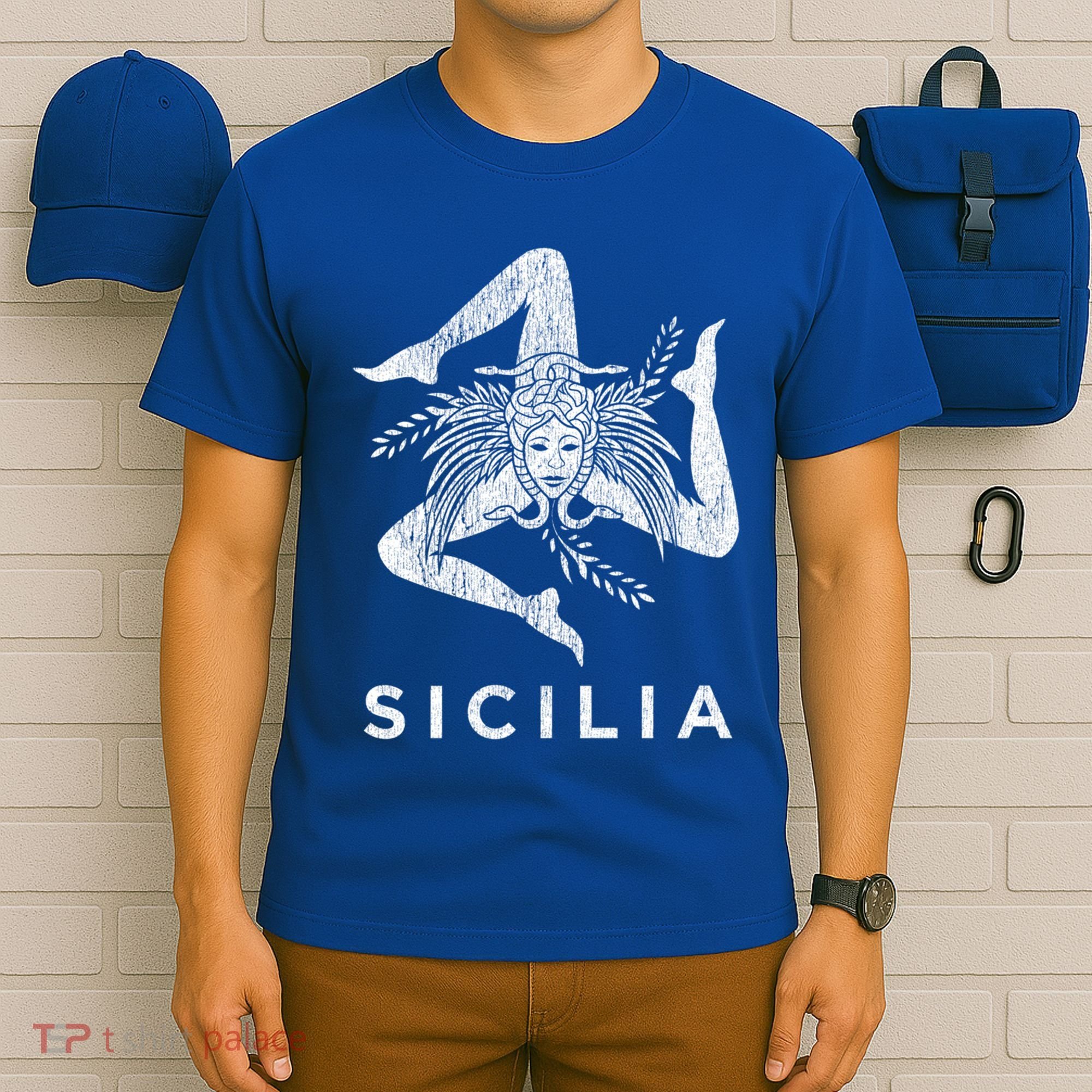 Sicilian Pride Sicilia Sicilian Flag Trinacria Faded Meaningful Gift T-Shirt