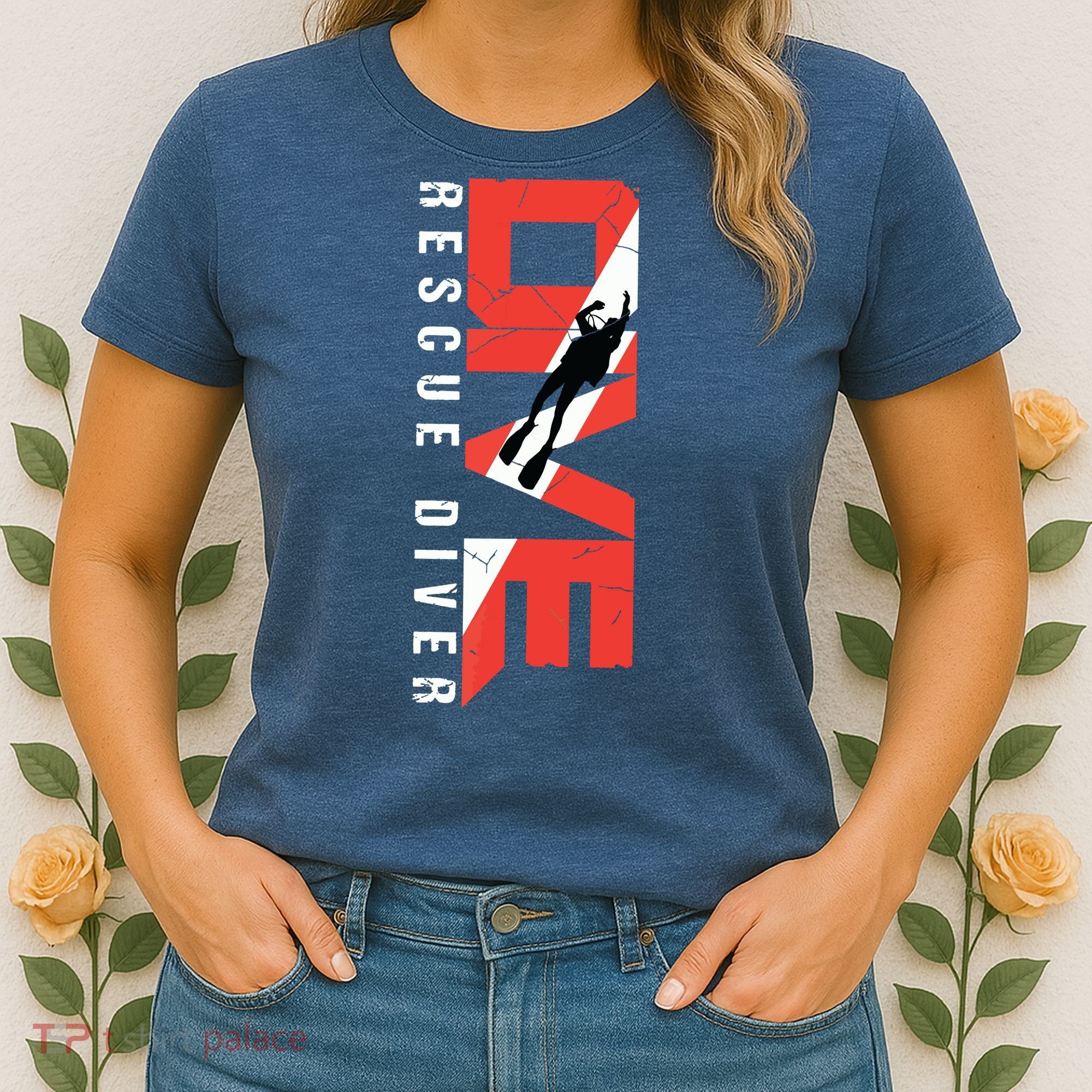 SCUBA Rescue Diver For Instructors Students Divers Women's T-Shirt